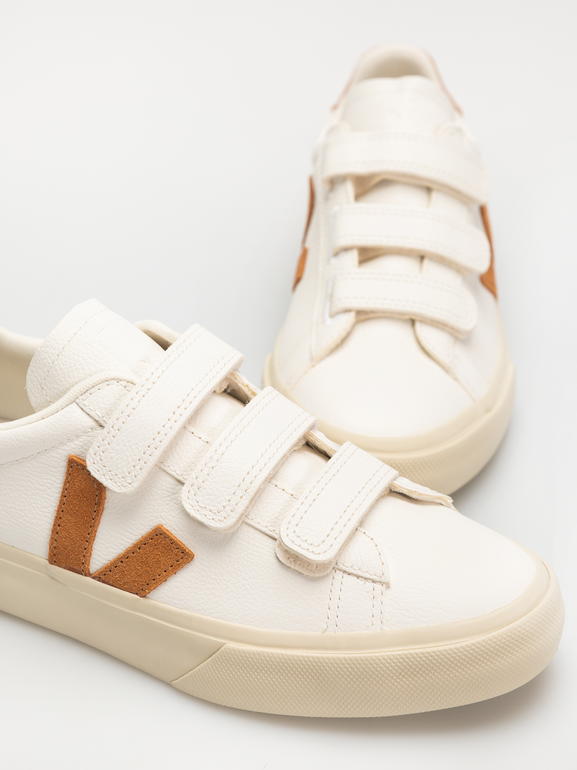 Veja Recife Logo Wmn Cipők (extra white umber)