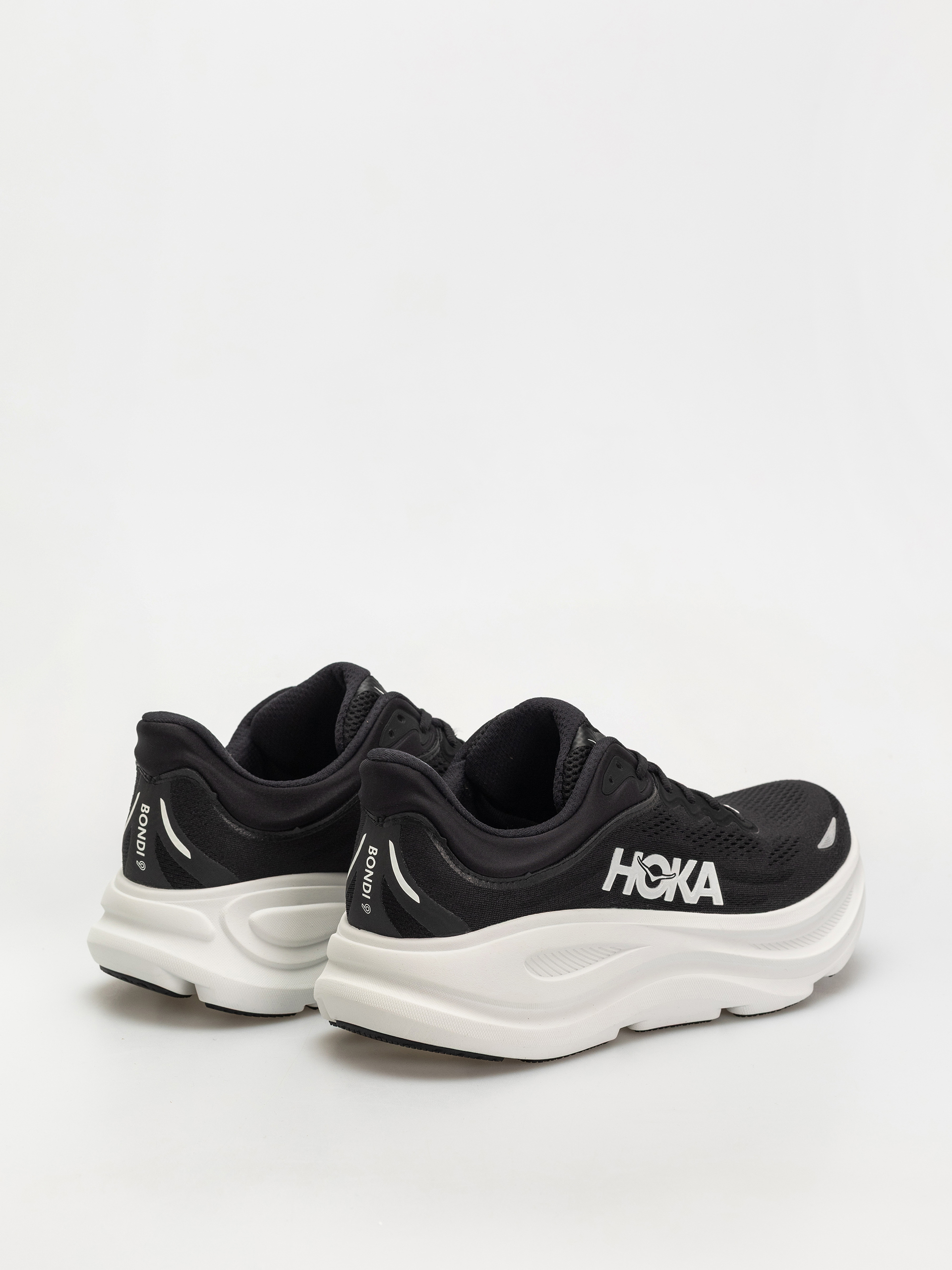 Hoka Bondi 9 Cipők (black/white)