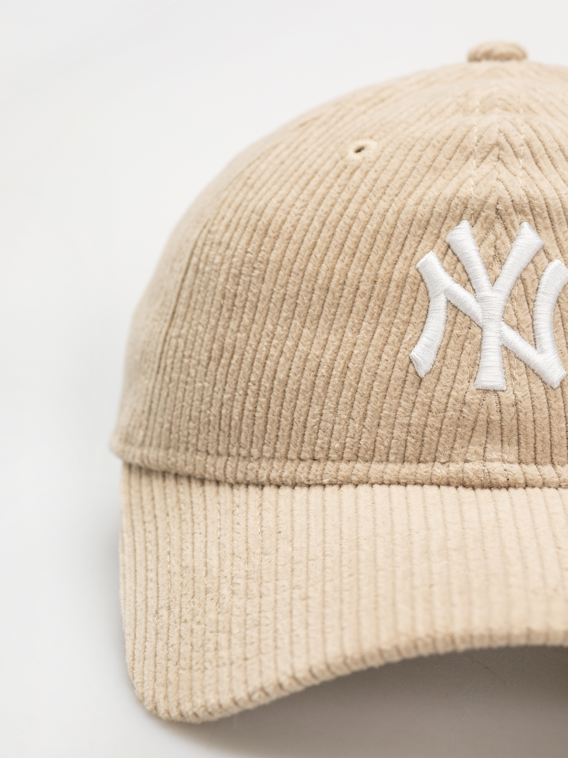Baseball sapka New Era Cord 9Twenty New York Yankees Wmn (light beige)