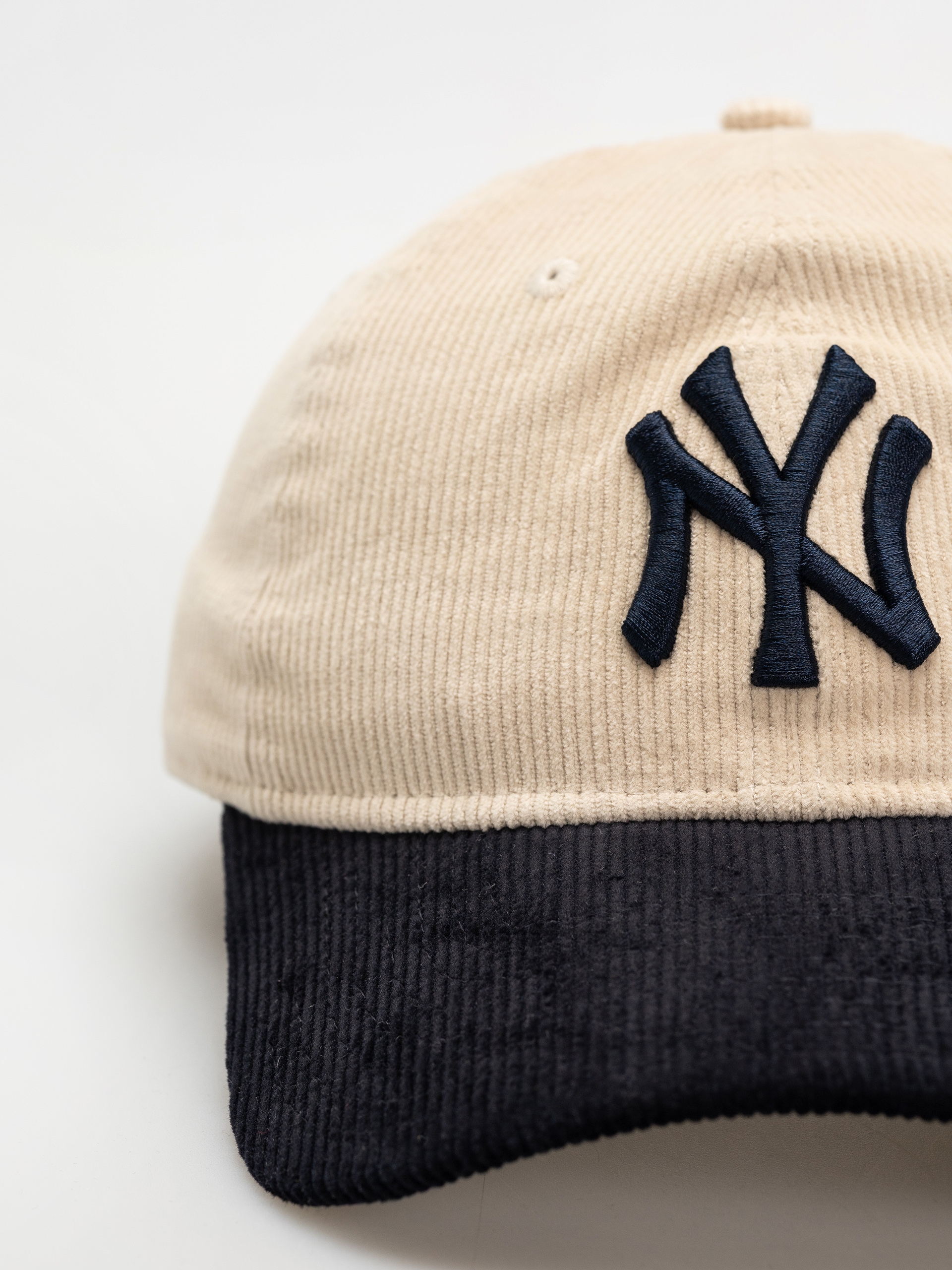 Baseball sapka New Era Block Cord 9Twenty New York Yankees (light beige)