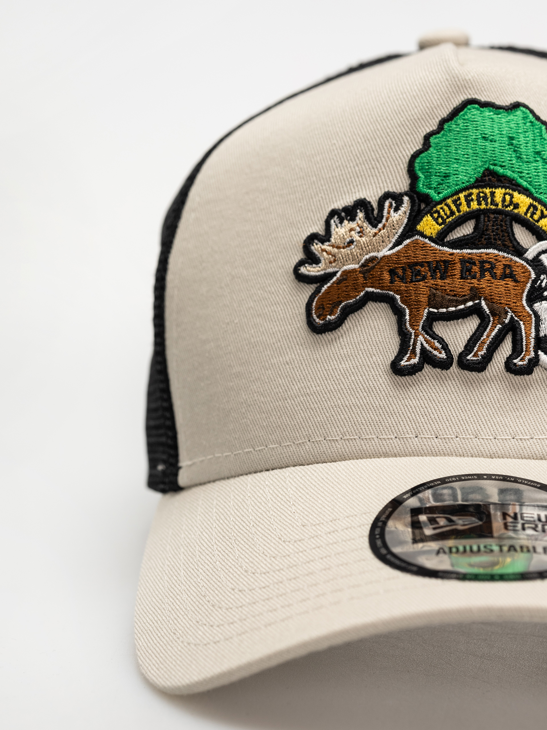 New Era Outdoor Patch Trucker Baseball sapka (light beige)