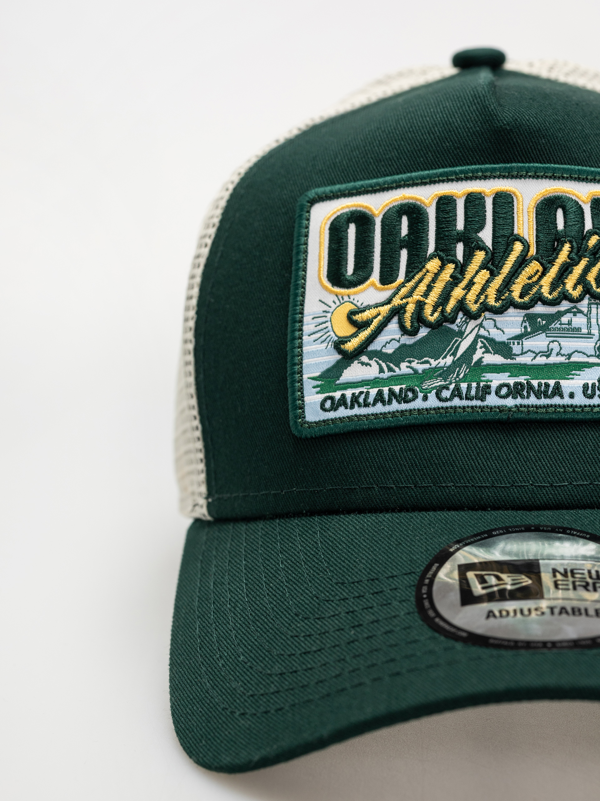 Baseball sapka New Era MLB Patch Trucker Athletics (dark green)