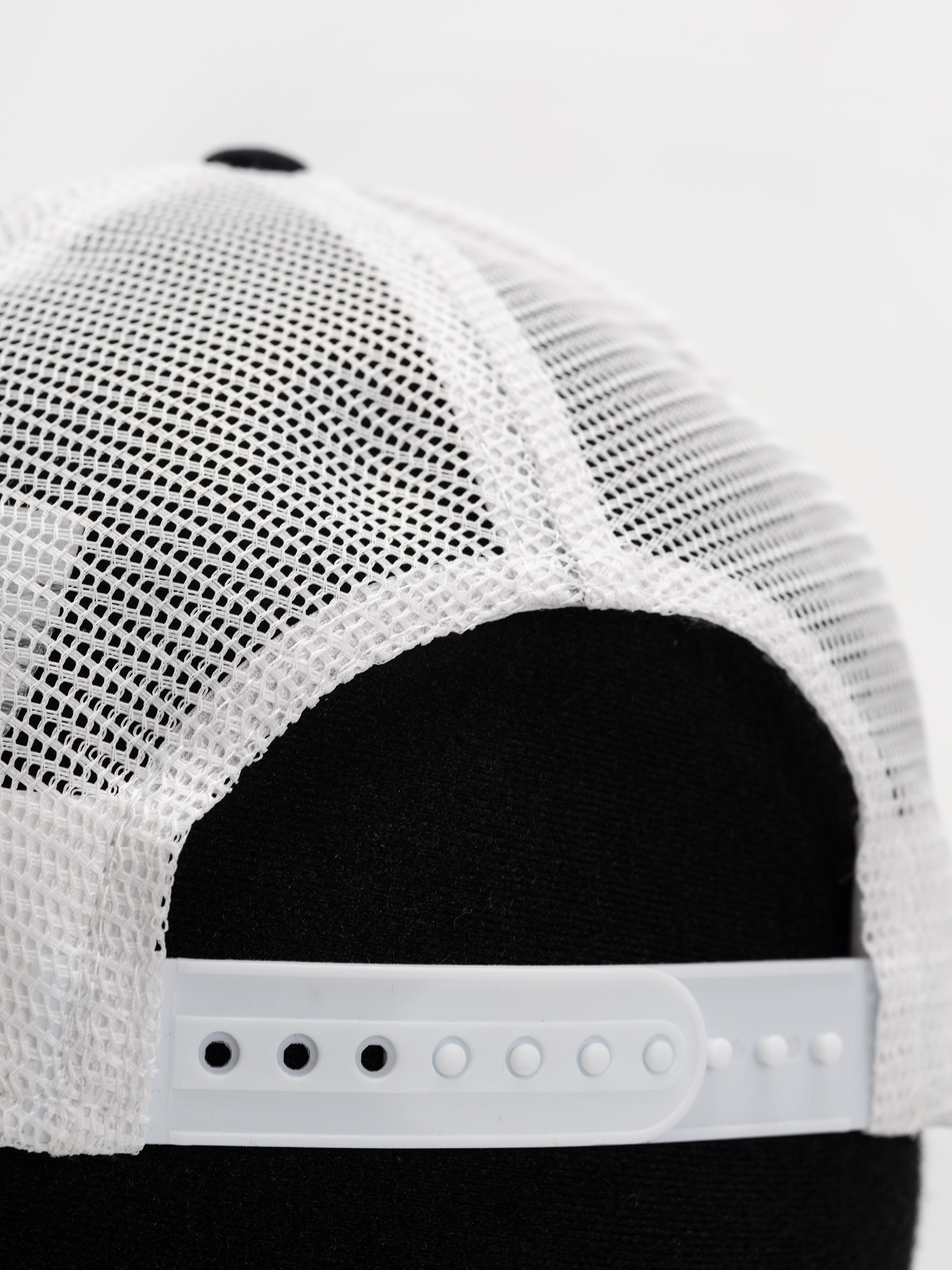 Baseball sapka New Era Sustainb League Essential Trucker Rbullf1 (dk blue)