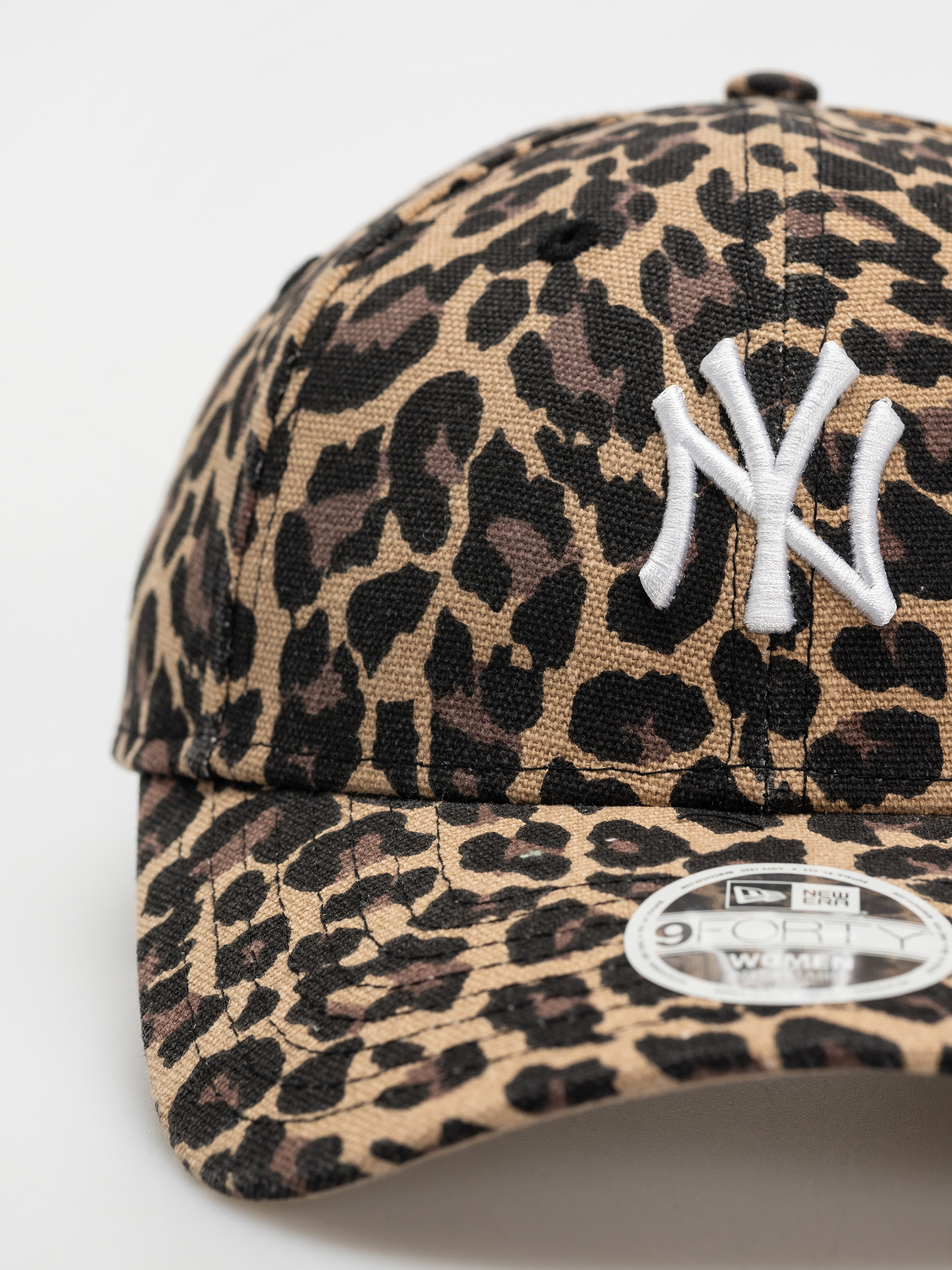 Baseball sapka New Era Leopard 9Forty New York Yankees Wmn (black)