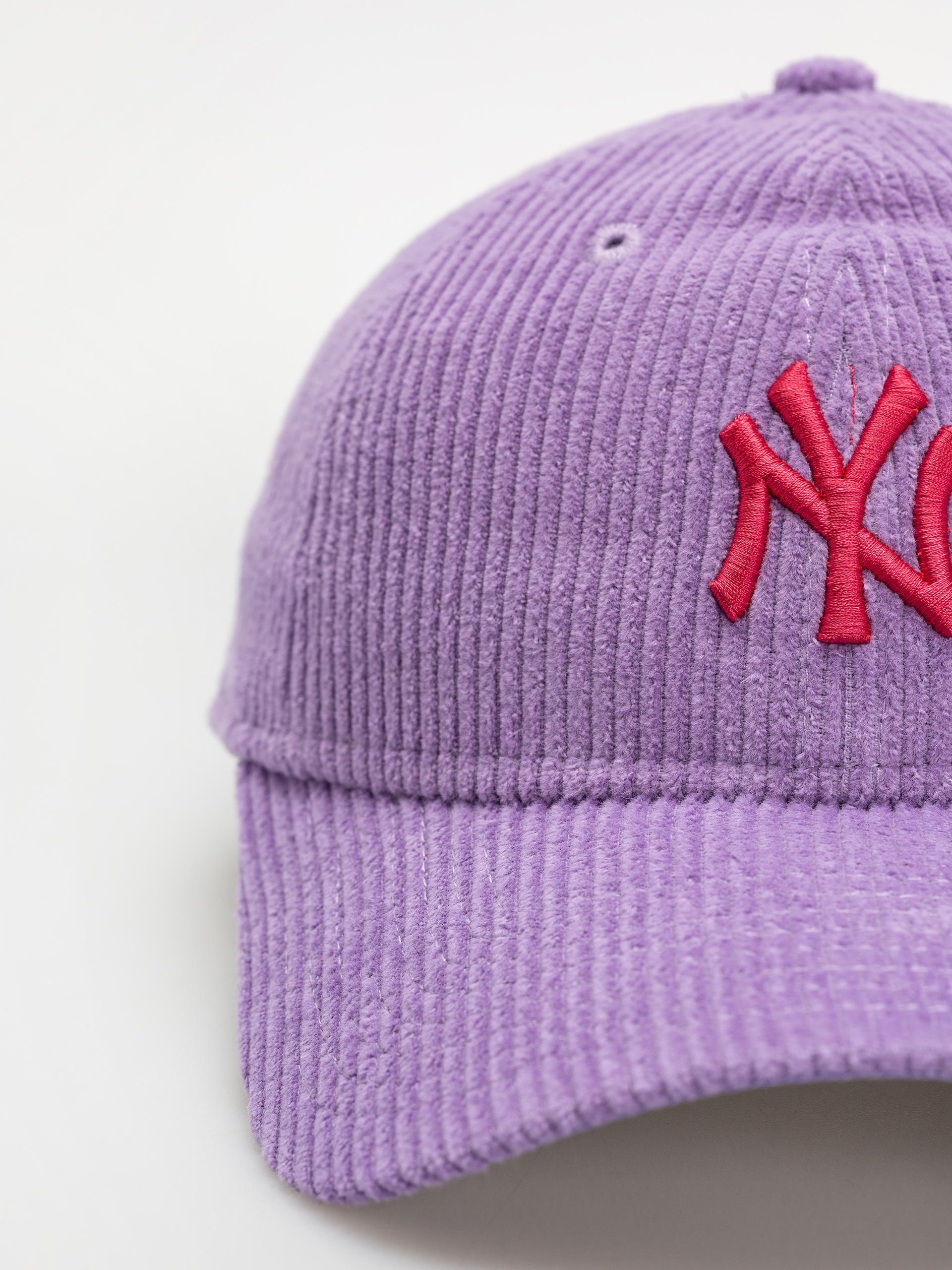 Baseball sapka New Era Cord 9Twenty New York Yankees Wmn (med purple)