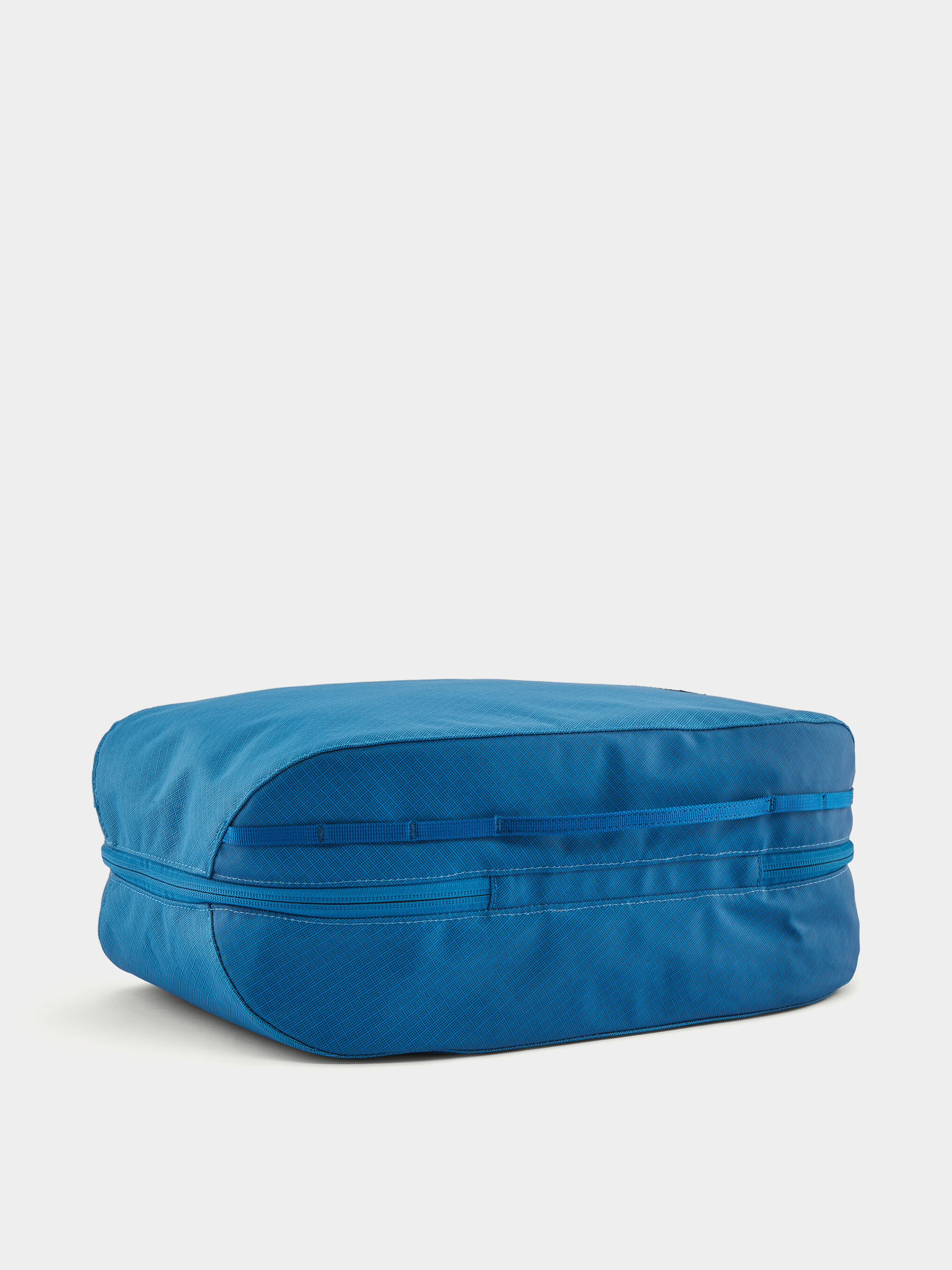 Kozmetikai táska Patagonia Black Hole Cube 14L (endless blue)