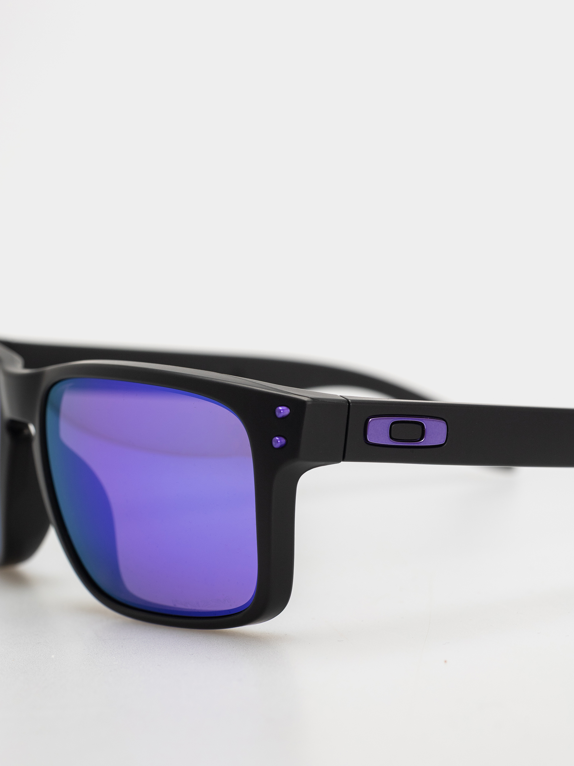 Napszemüvegek Oakley Holbrook (matte black/prizm violet)