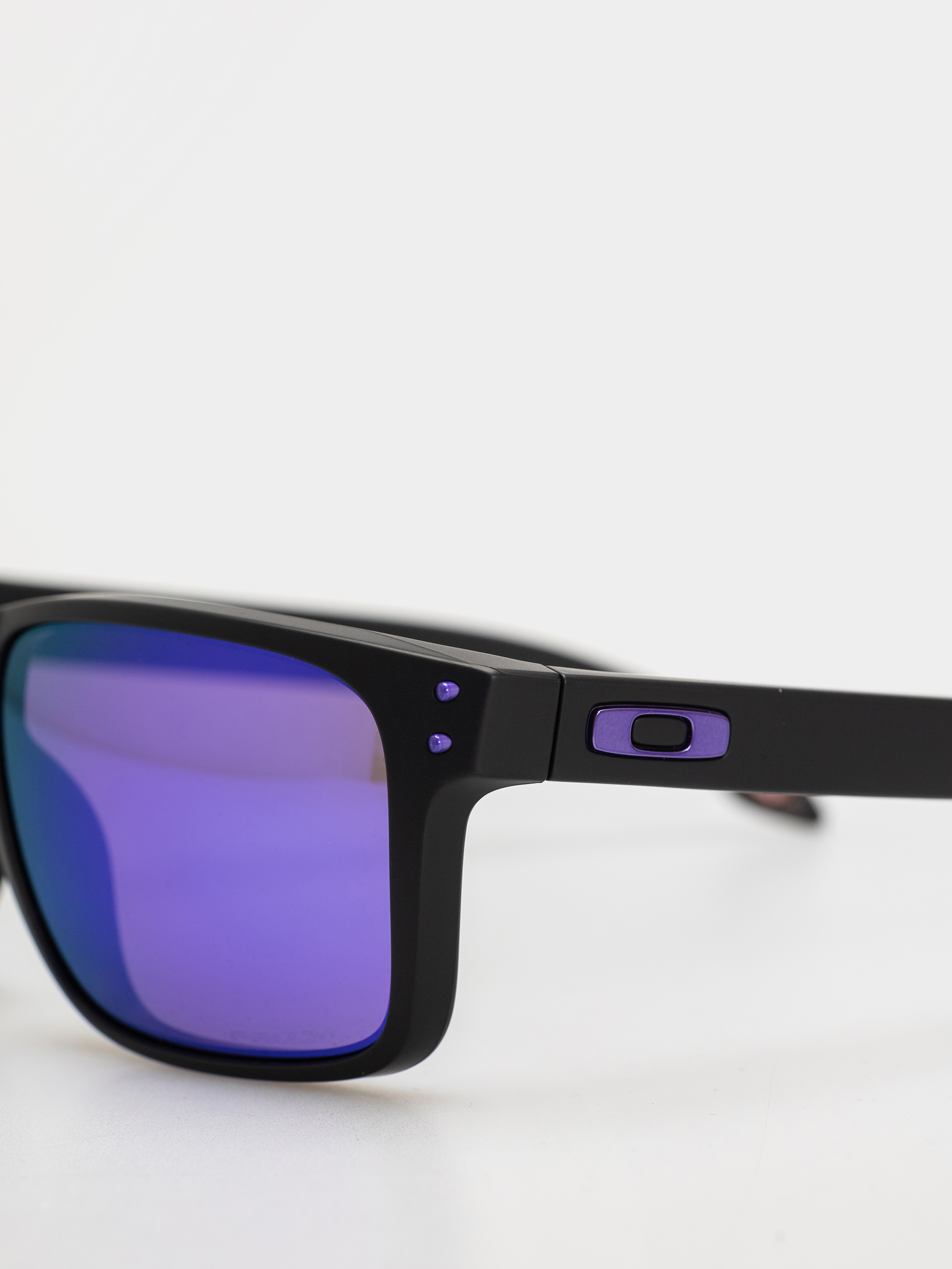 Napszemüvegek Oakley Holbrook XL (matte black/prizm violet)