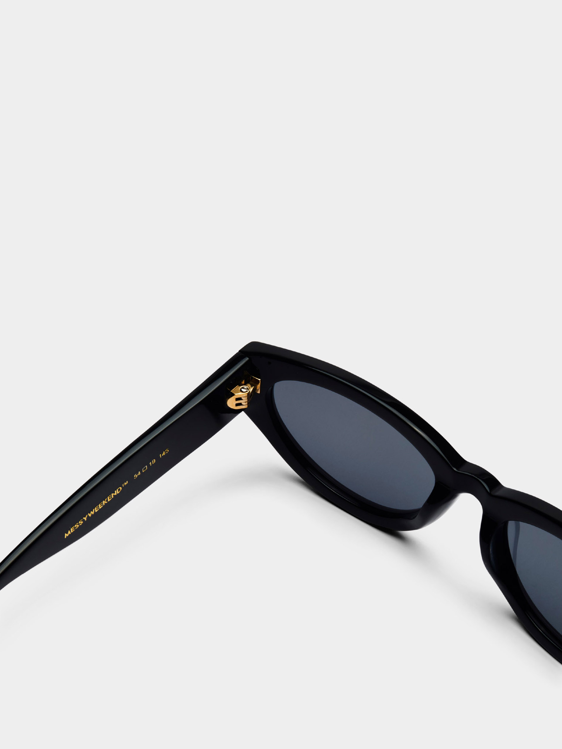 Napszemüvegek MessyWeekend Audrey (black/grey)