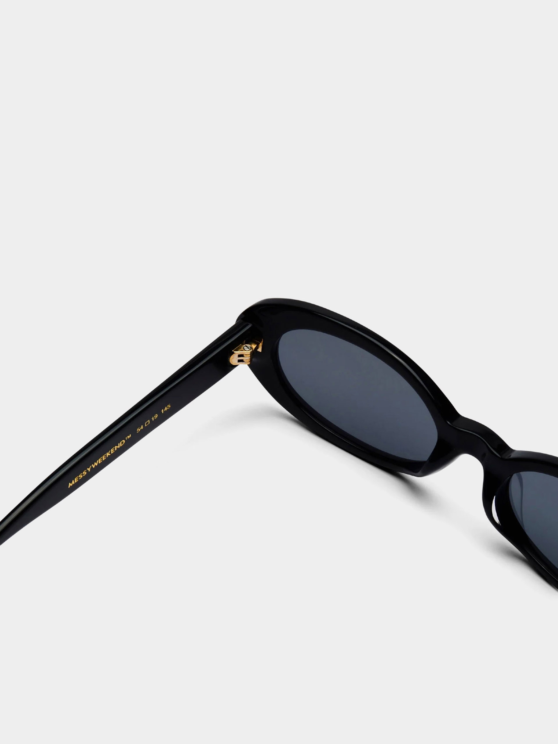 Napszemüvegek MessyWeekend Kurt (black/grey)