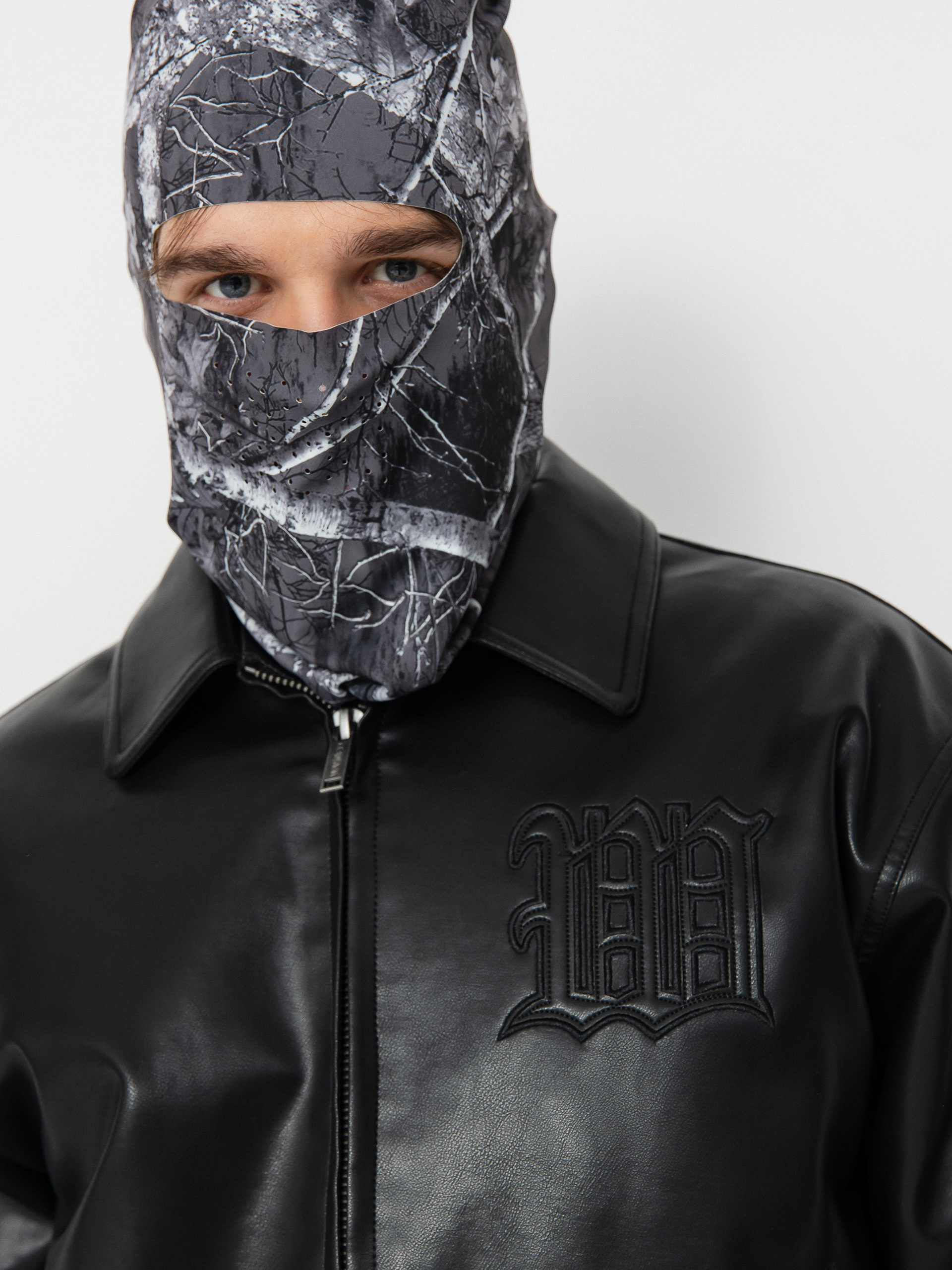 Wasted Paris Kingdom Curve Varsity Dzseki (black)