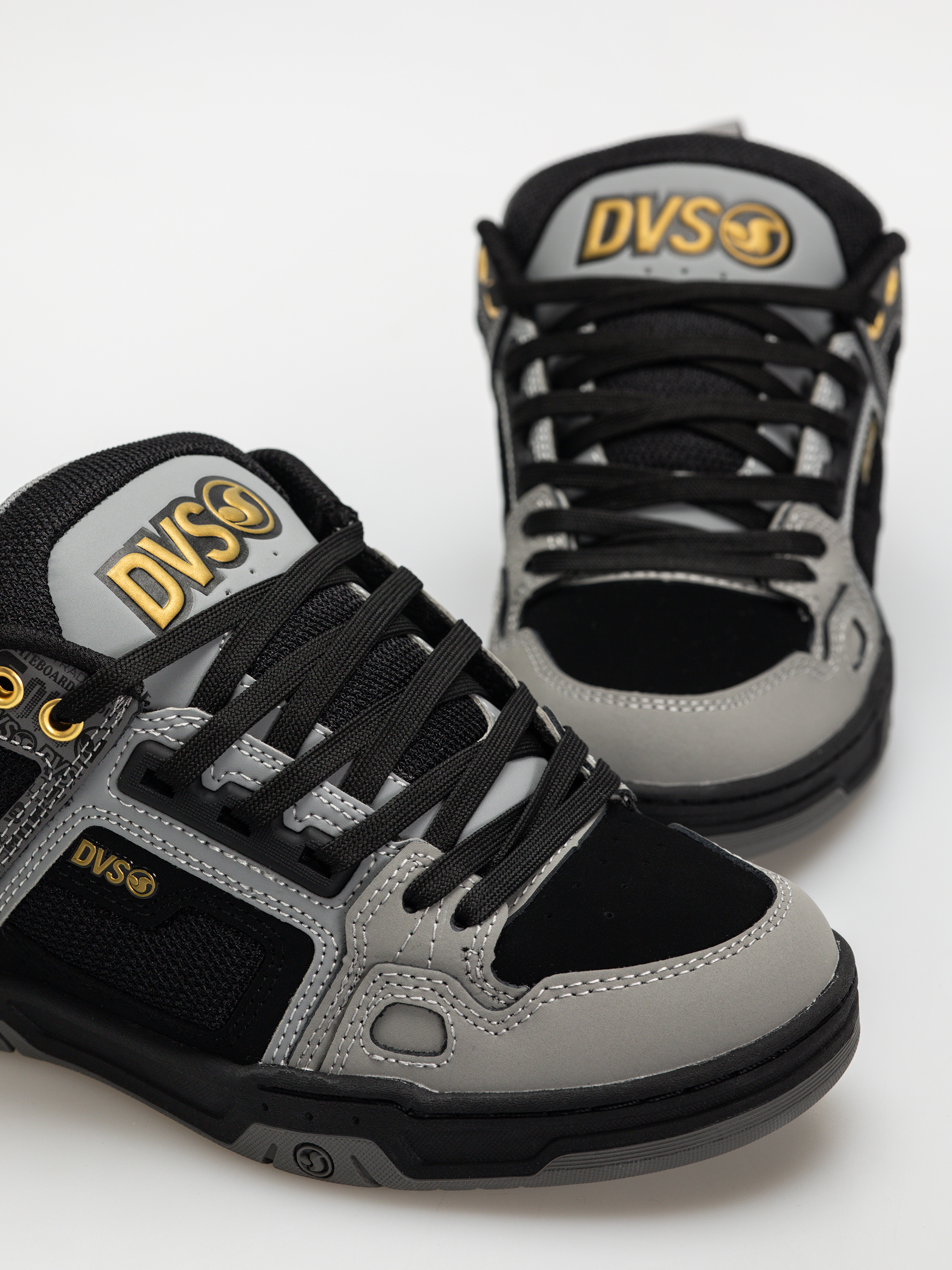 Cipők DVS Comanche (grey/black/gold)