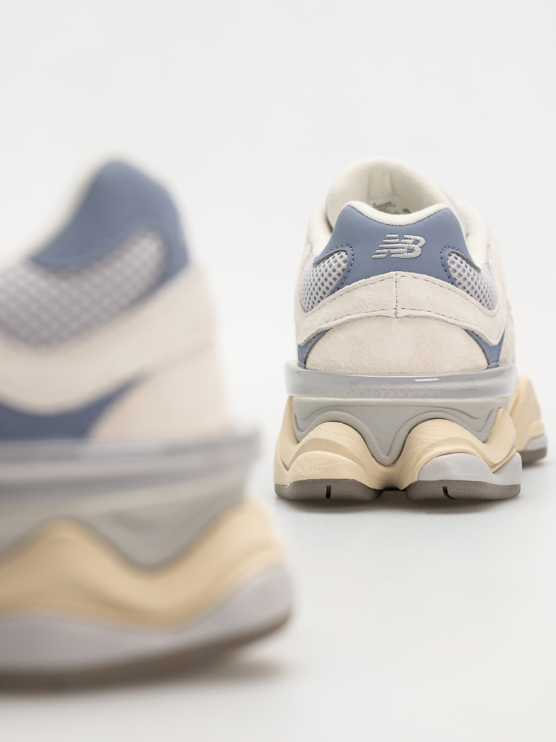 Cipők New Balance 9060 (pearl grey)