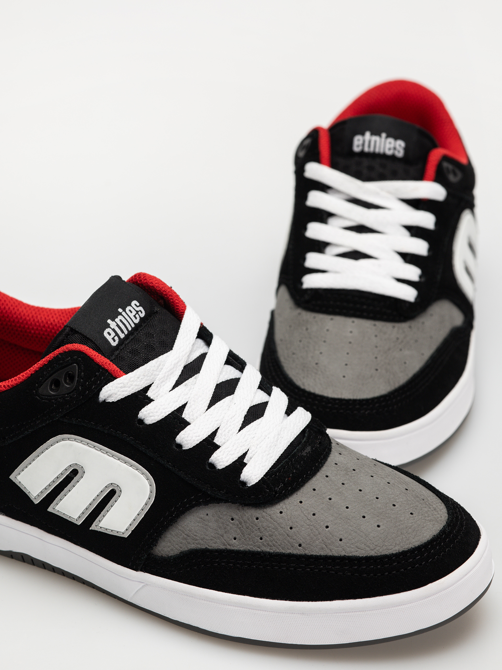 Cipők Etnies Serin Michelin (black/grey/white)