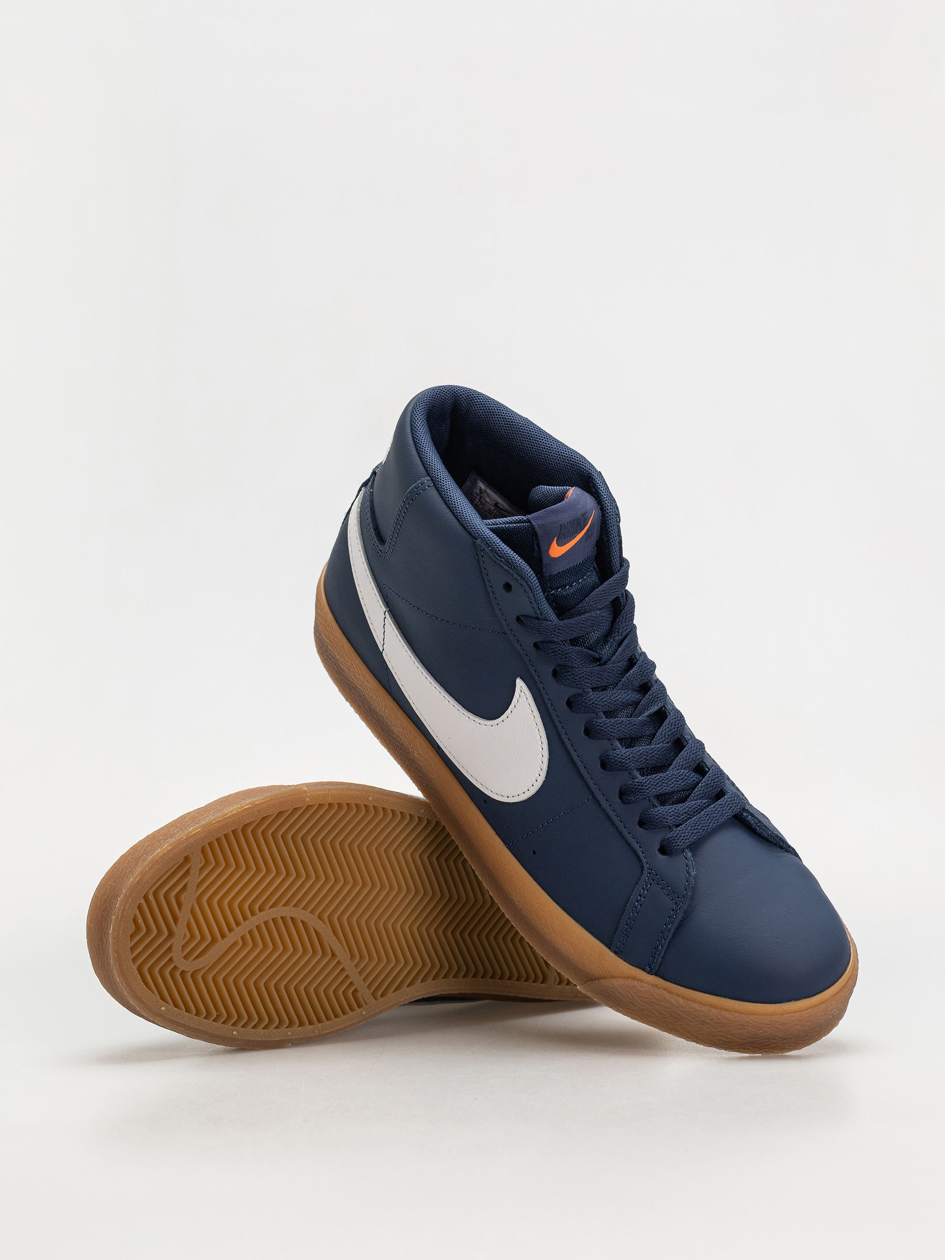 Nike SB Zoom Blazer Mid Iso Cipők (navy/white navy gum light brown)