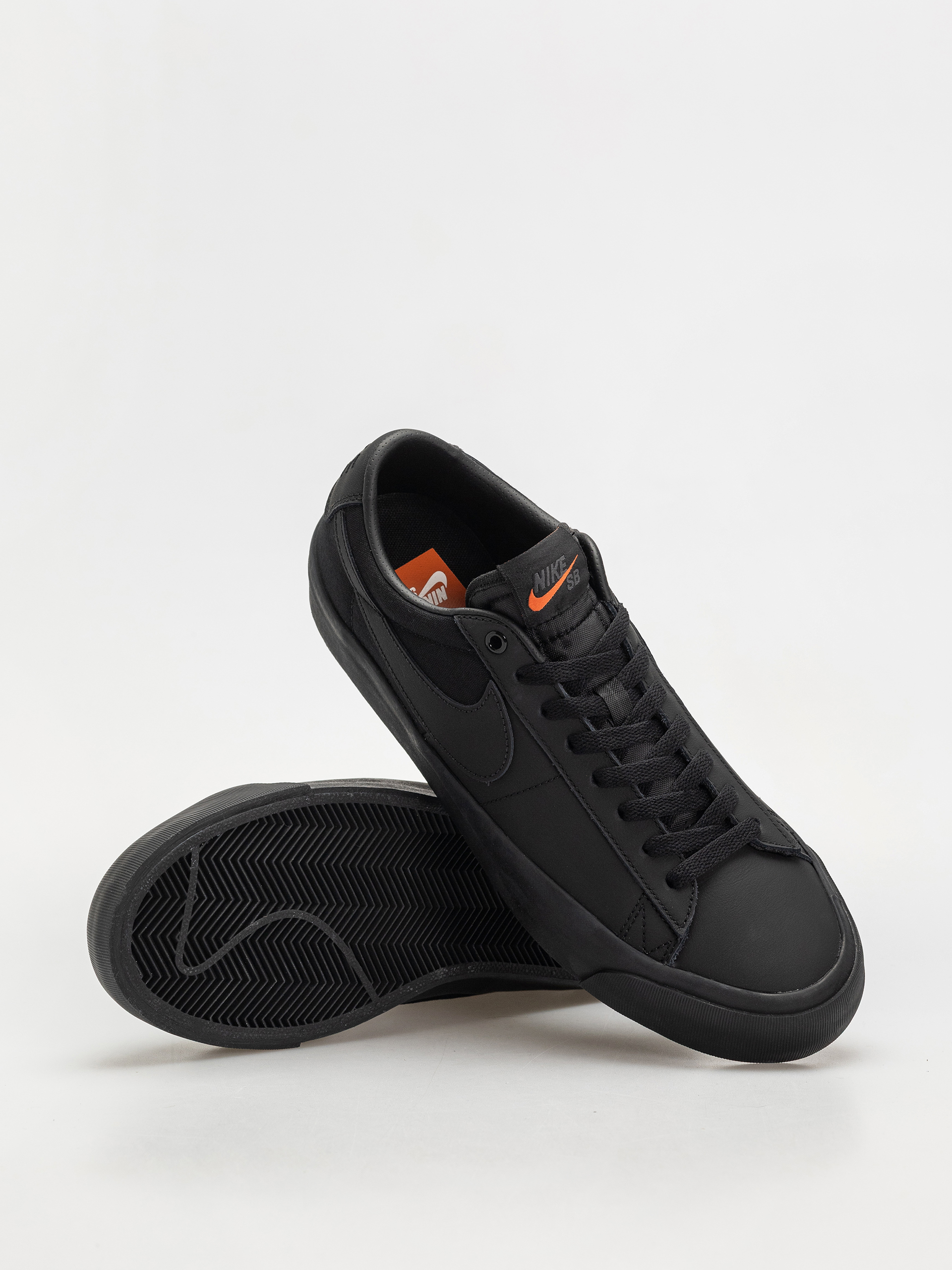 Cipők Nike SB Zoom Blazer Low Pro GT ISO (black/black black black)