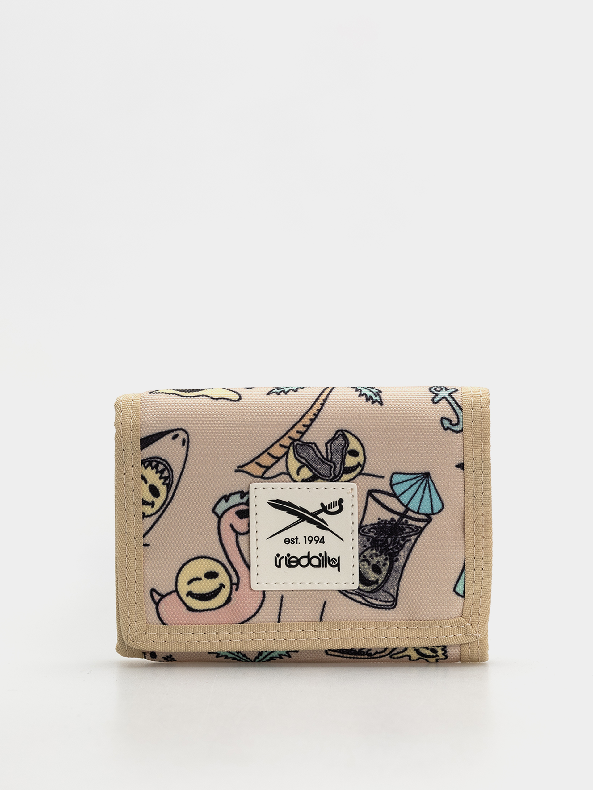 Pu00e9nztu00e1rca Iriedaily Resort (khaki beach)