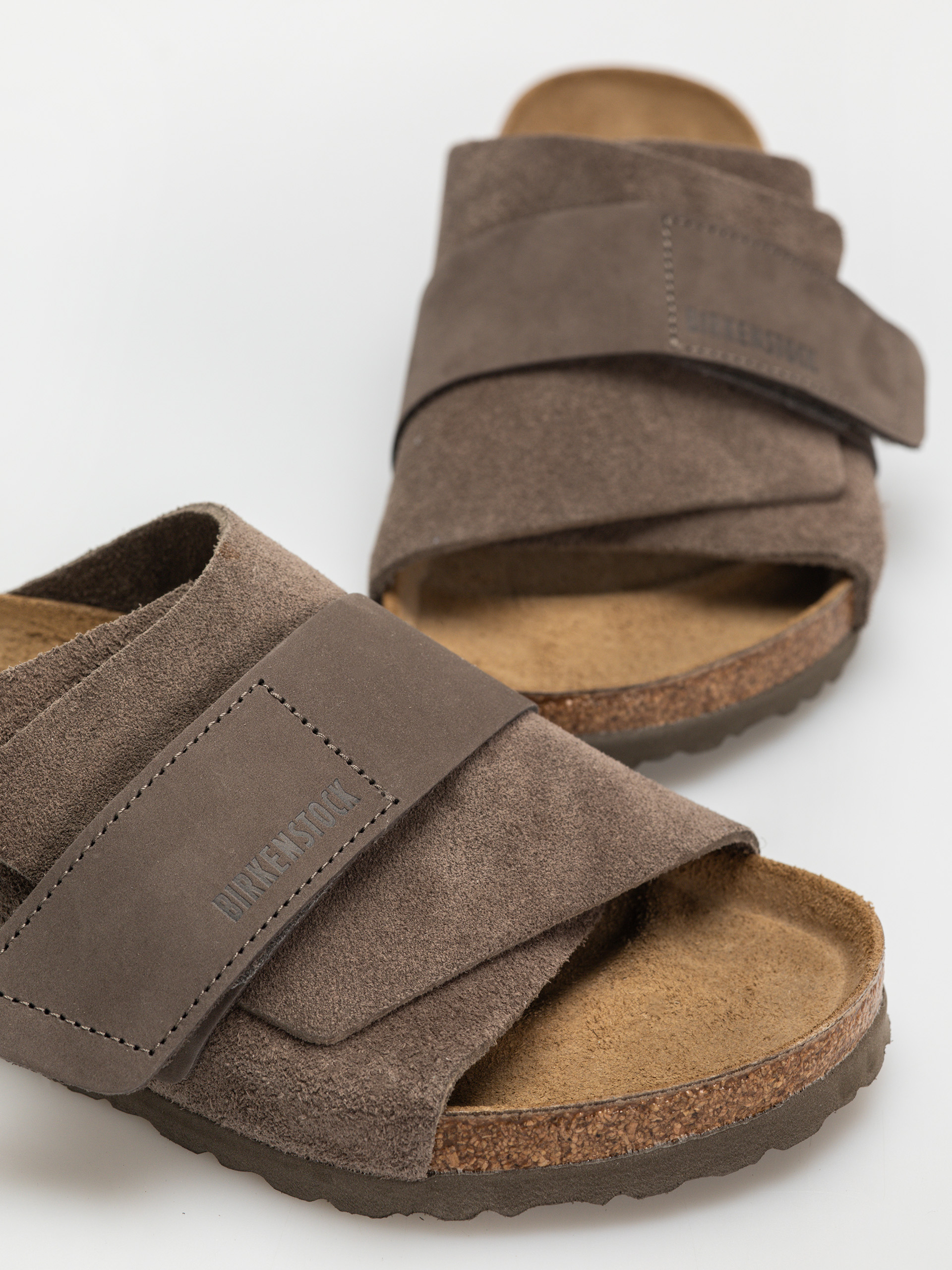 Birkenstock Kyoto Nubuck Suede Leather Regular Flip-flop papucsok (concrete gray)
