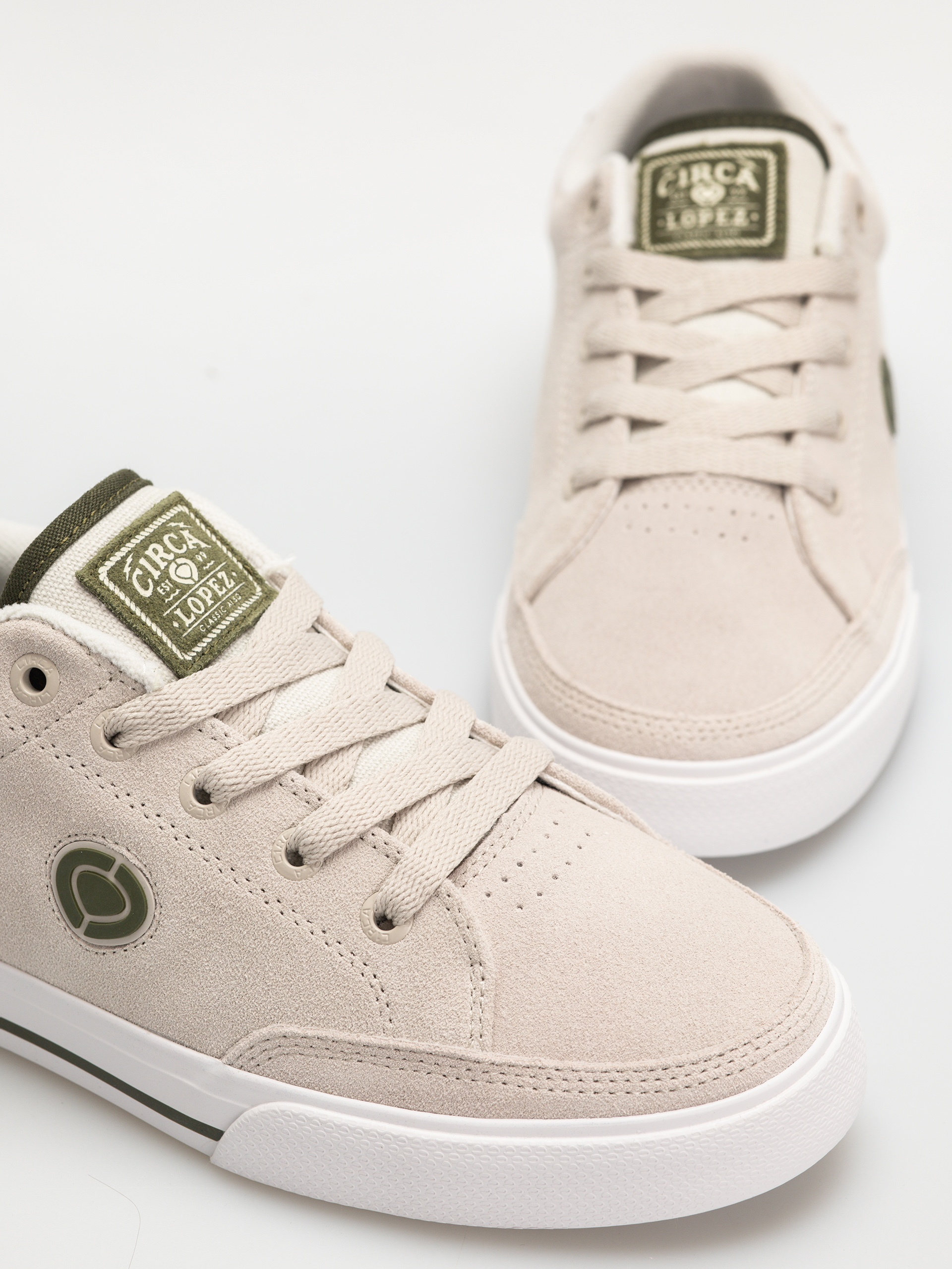 Cipők Circa Al 50 Slim (moonbeam/avocado)