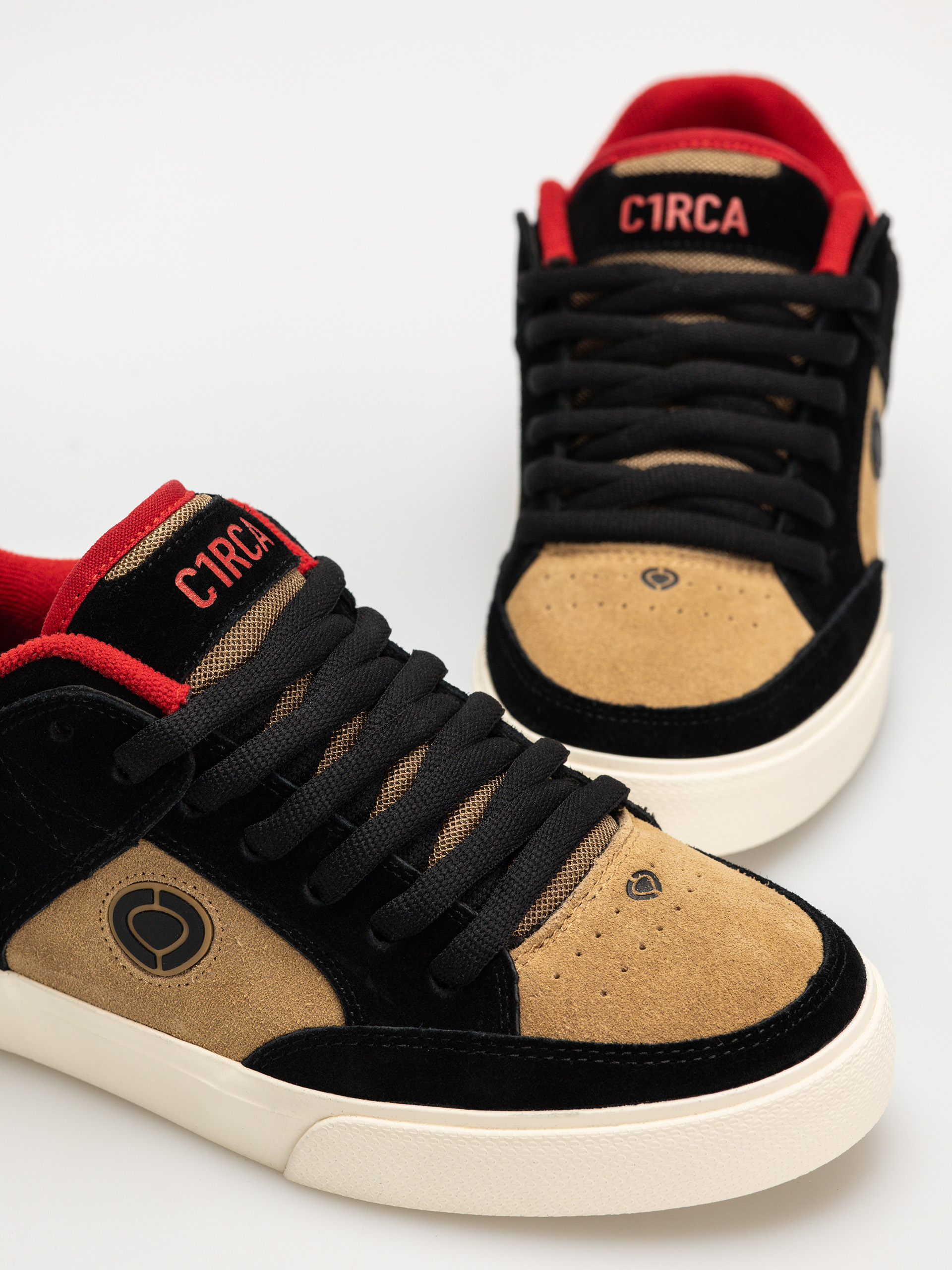 Cipők Circa 205 Vulc Se (black/dijon/red)