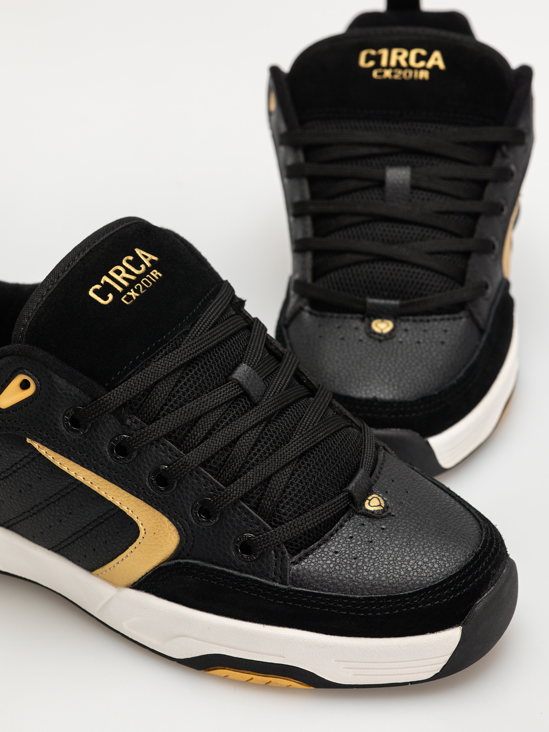 Cipők Circa CX201R (black/gold)