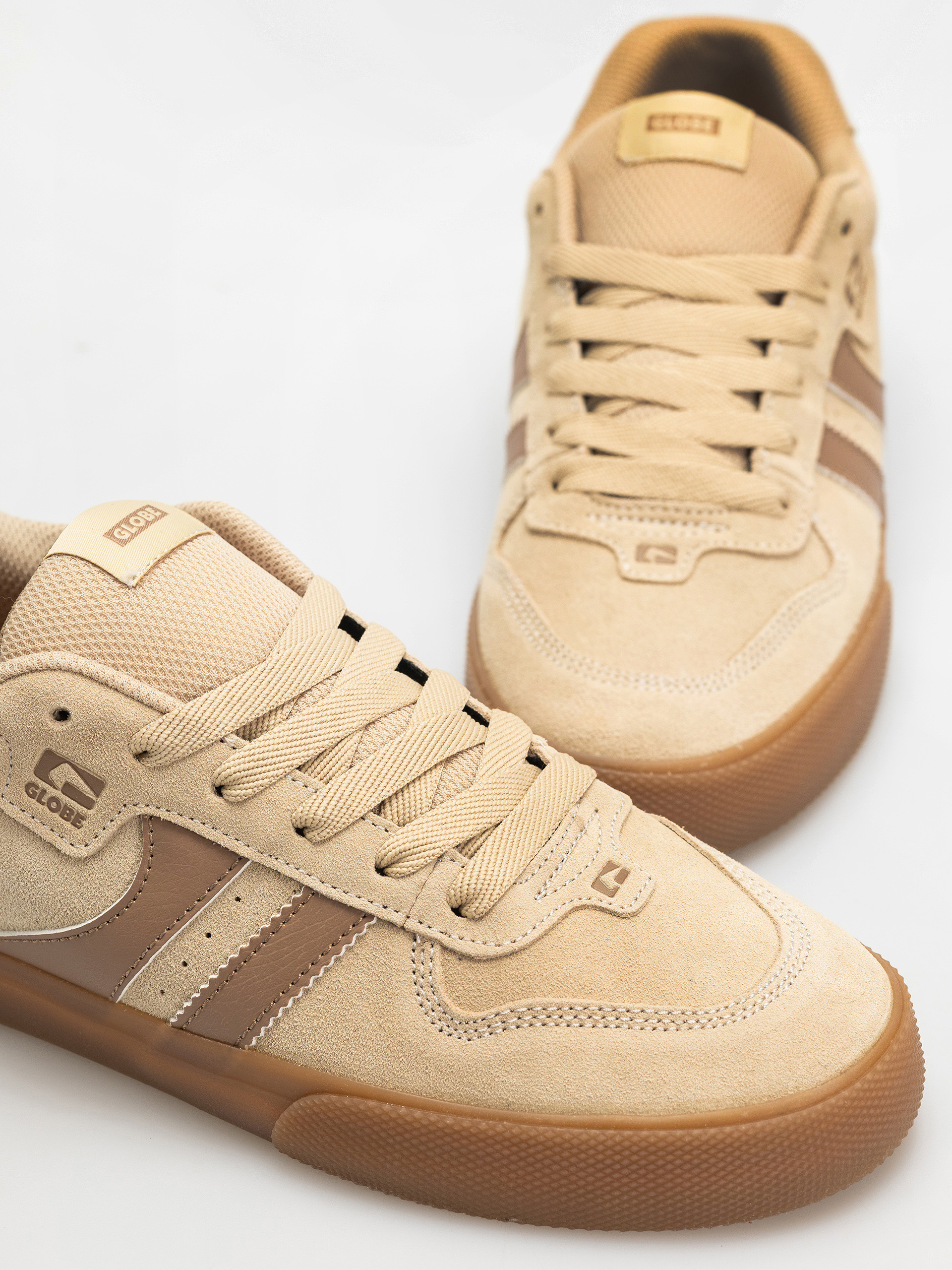 Cipők Globe Encore 2 (almond/gum)