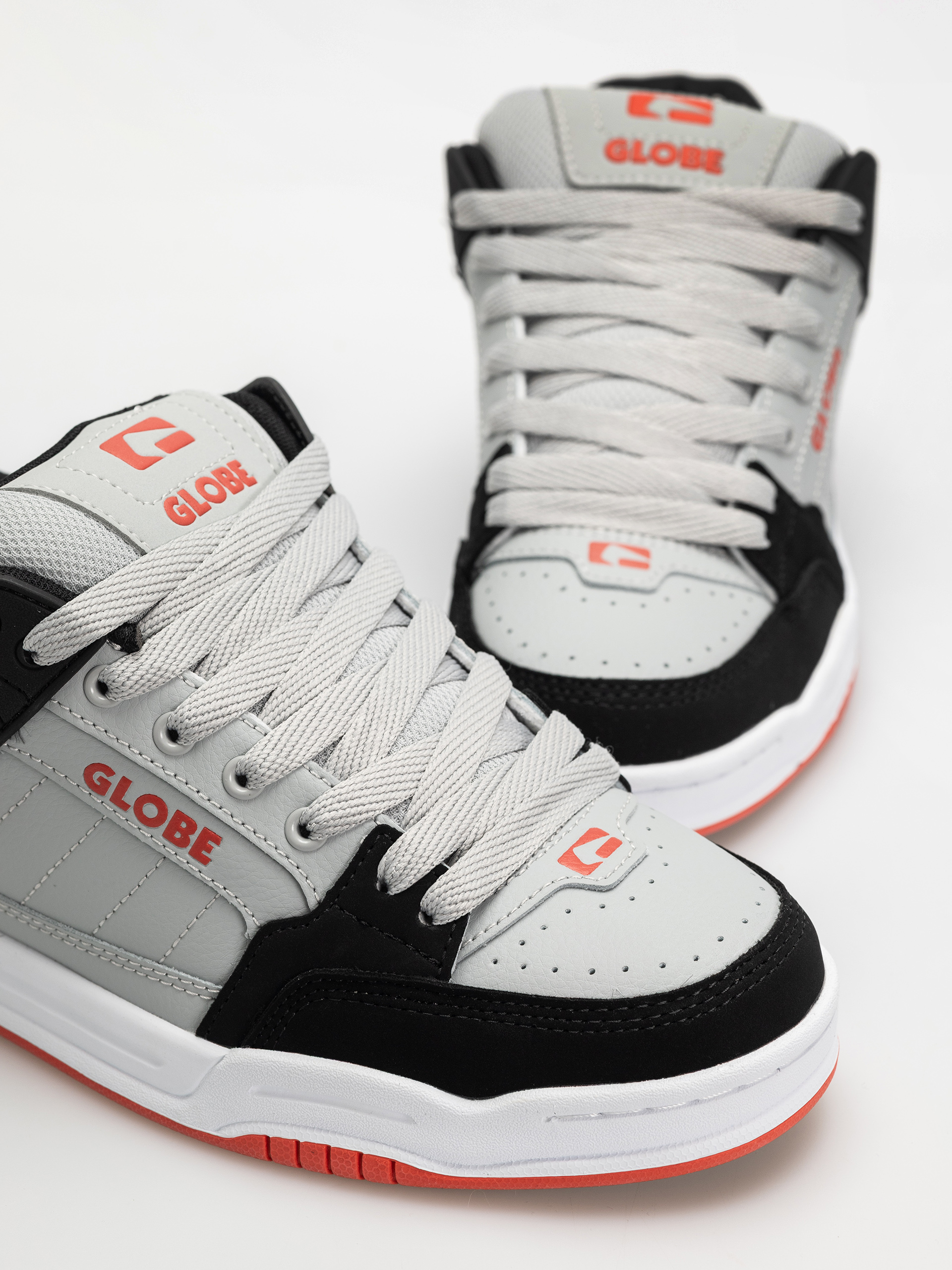 Cipők Globe Tilt (steel/black)