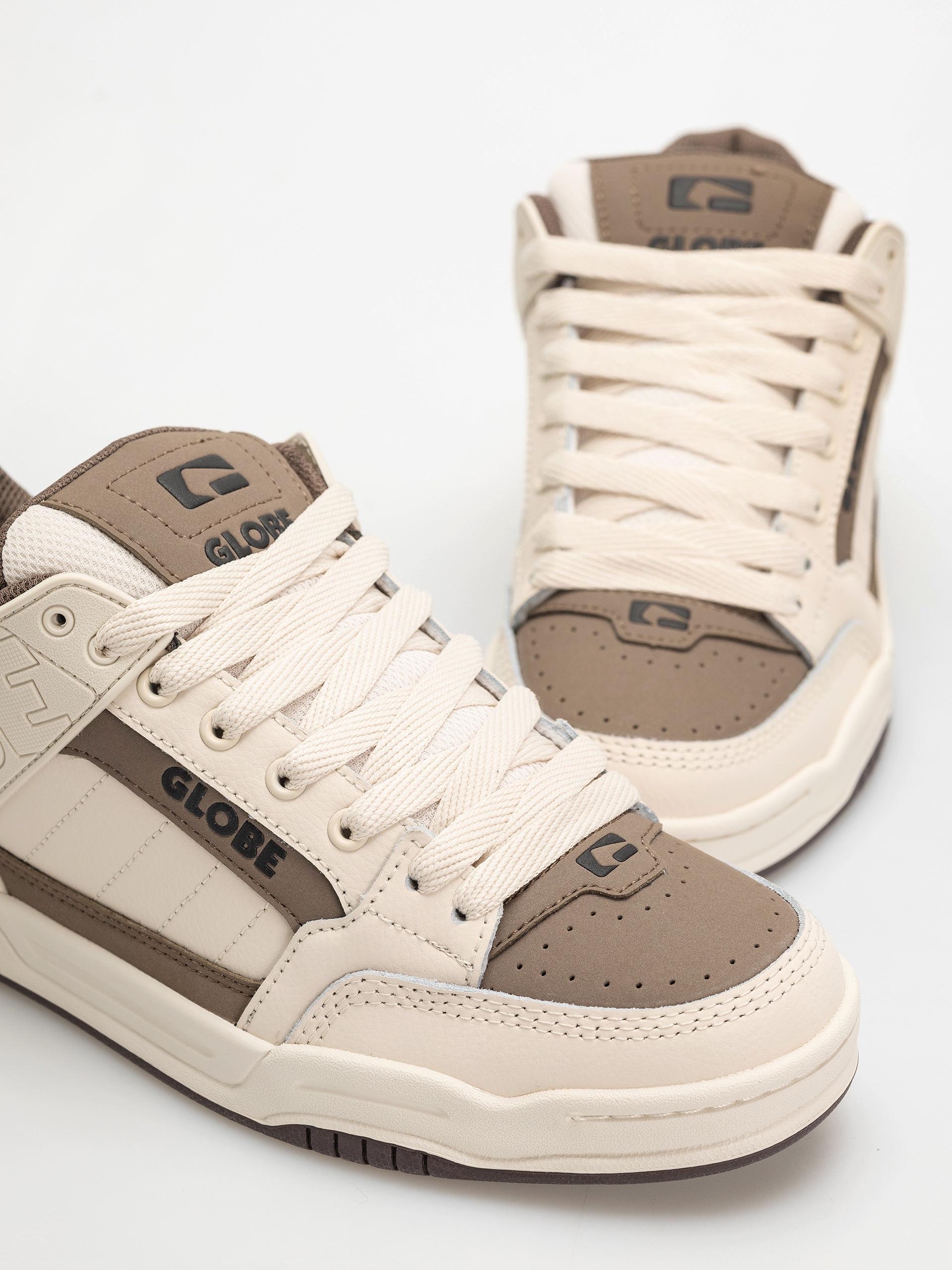 Cipők Globe Tilt (parchment)