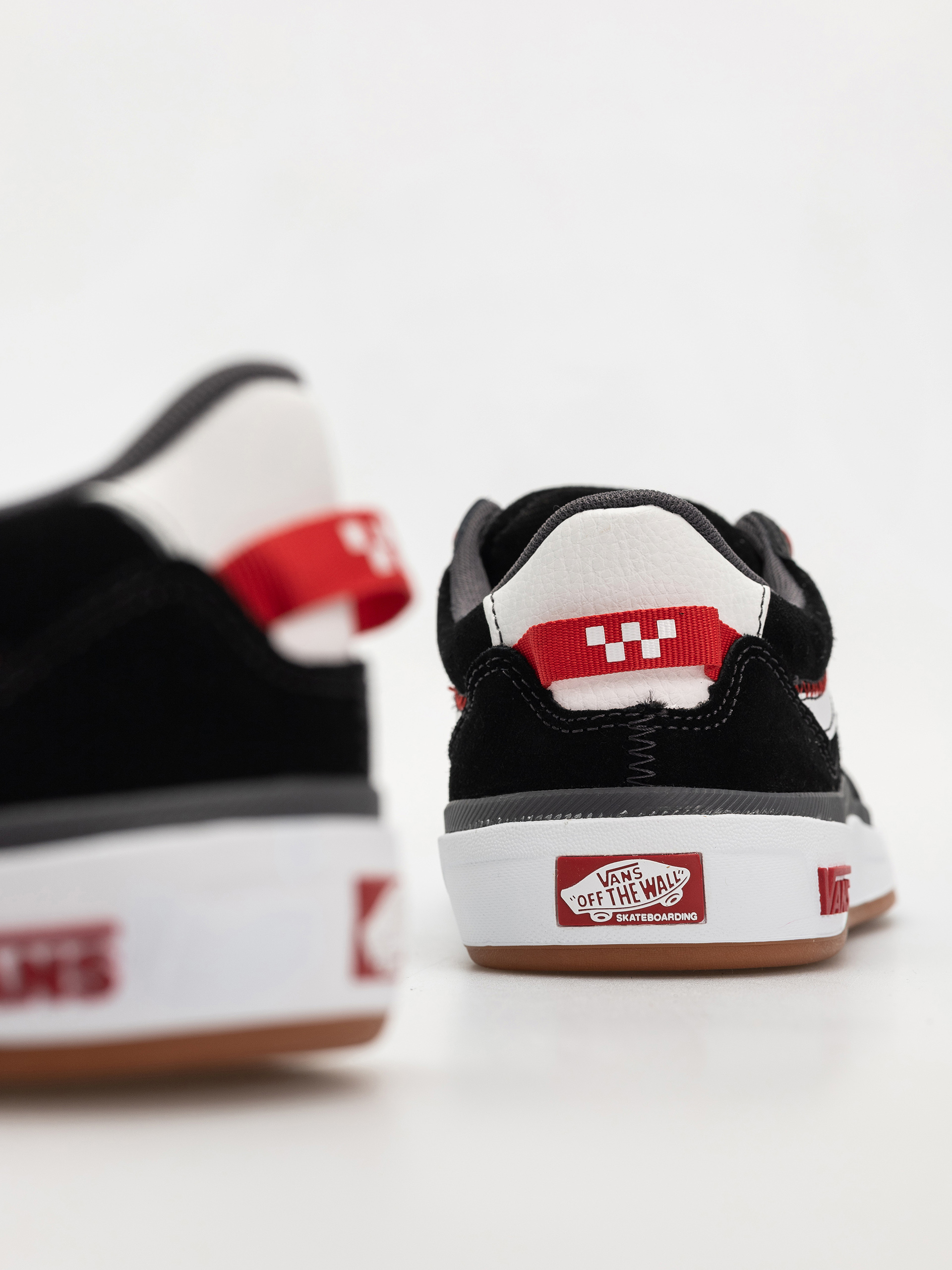 Cipők Vans Skate 2 Wayvee (black/white/red)