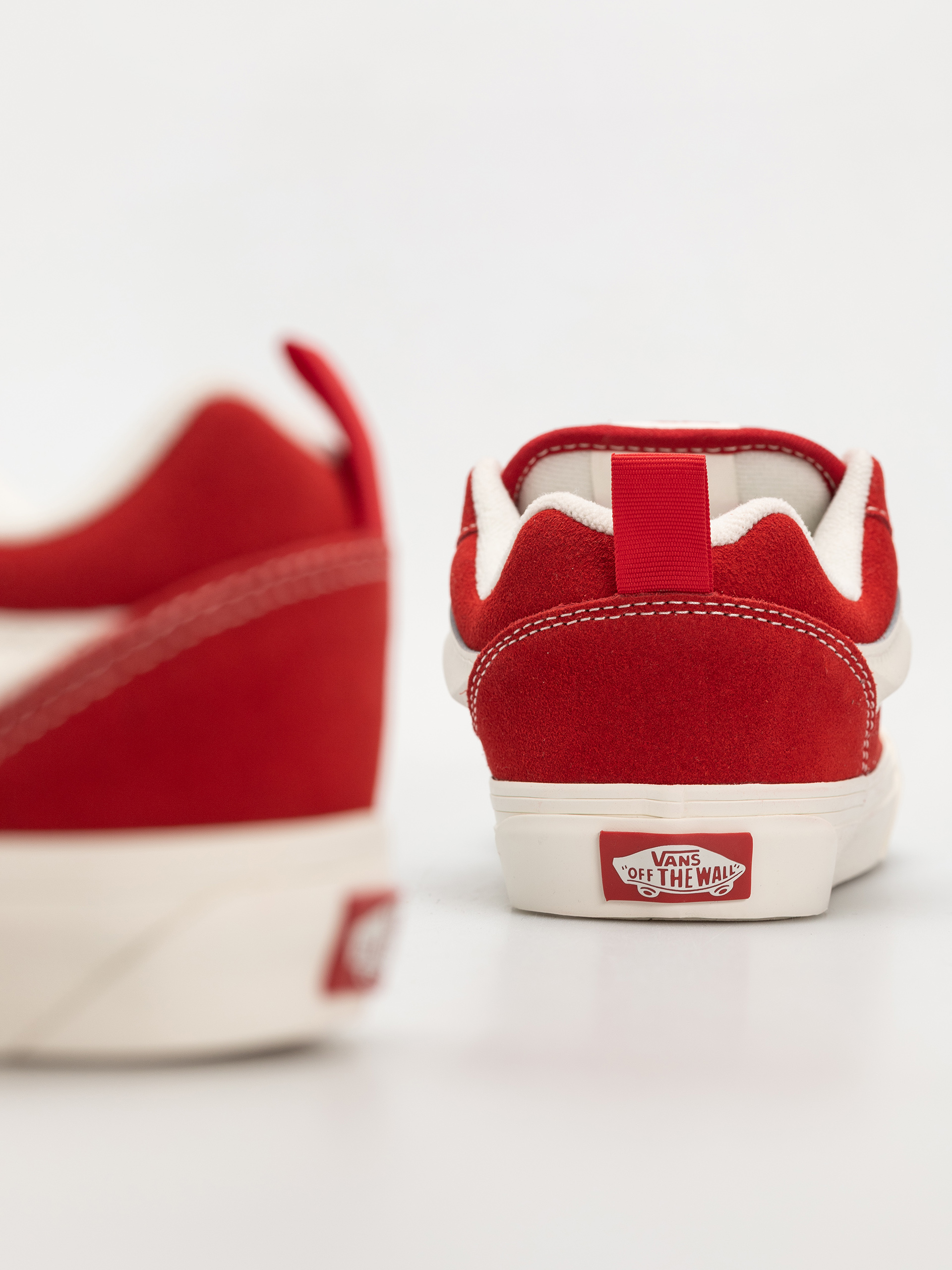 Cipők Vans Knu Skool (racing red/marshmallow)