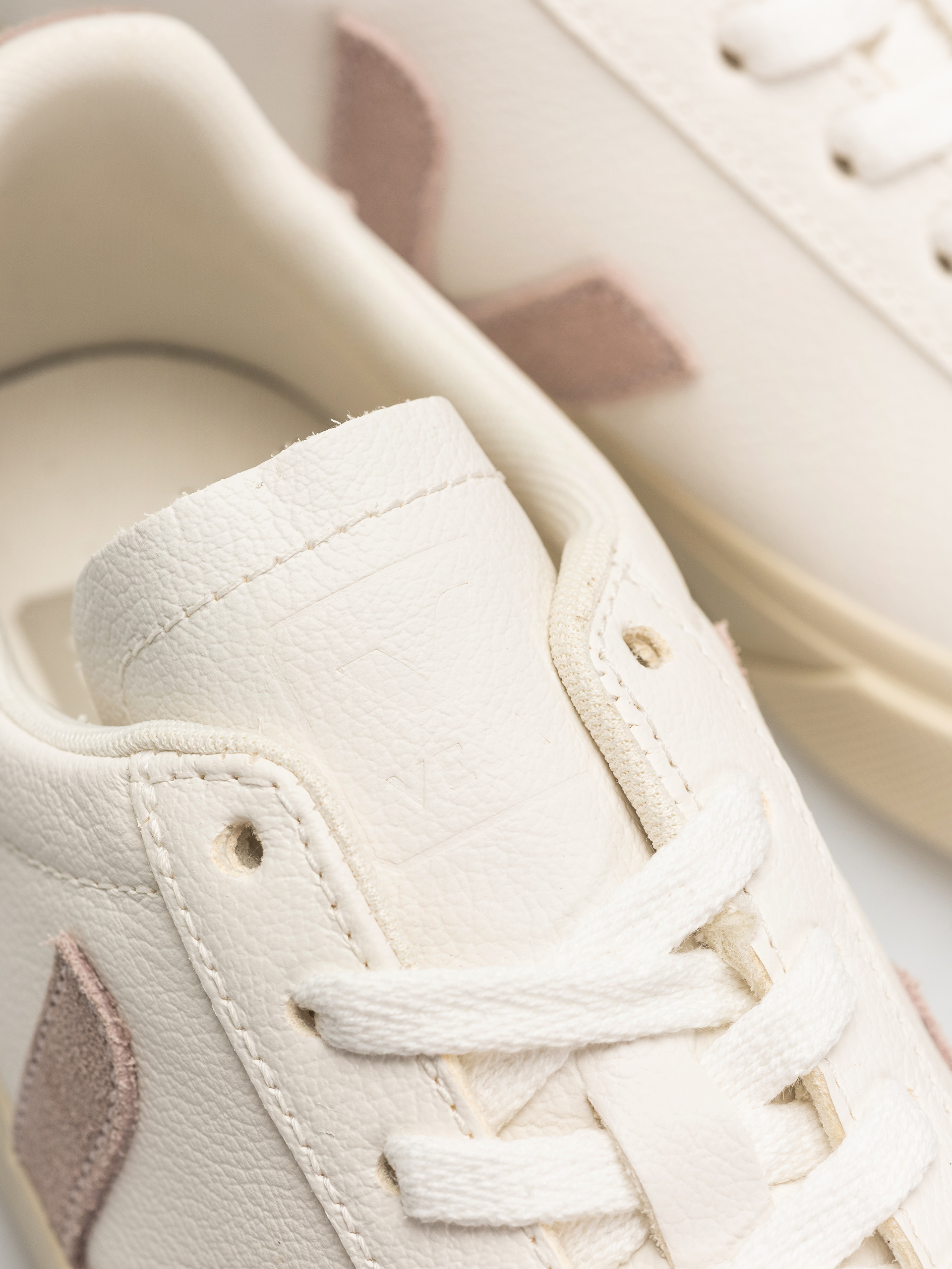 Cipők Veja Campo Wmn (extra white babe)