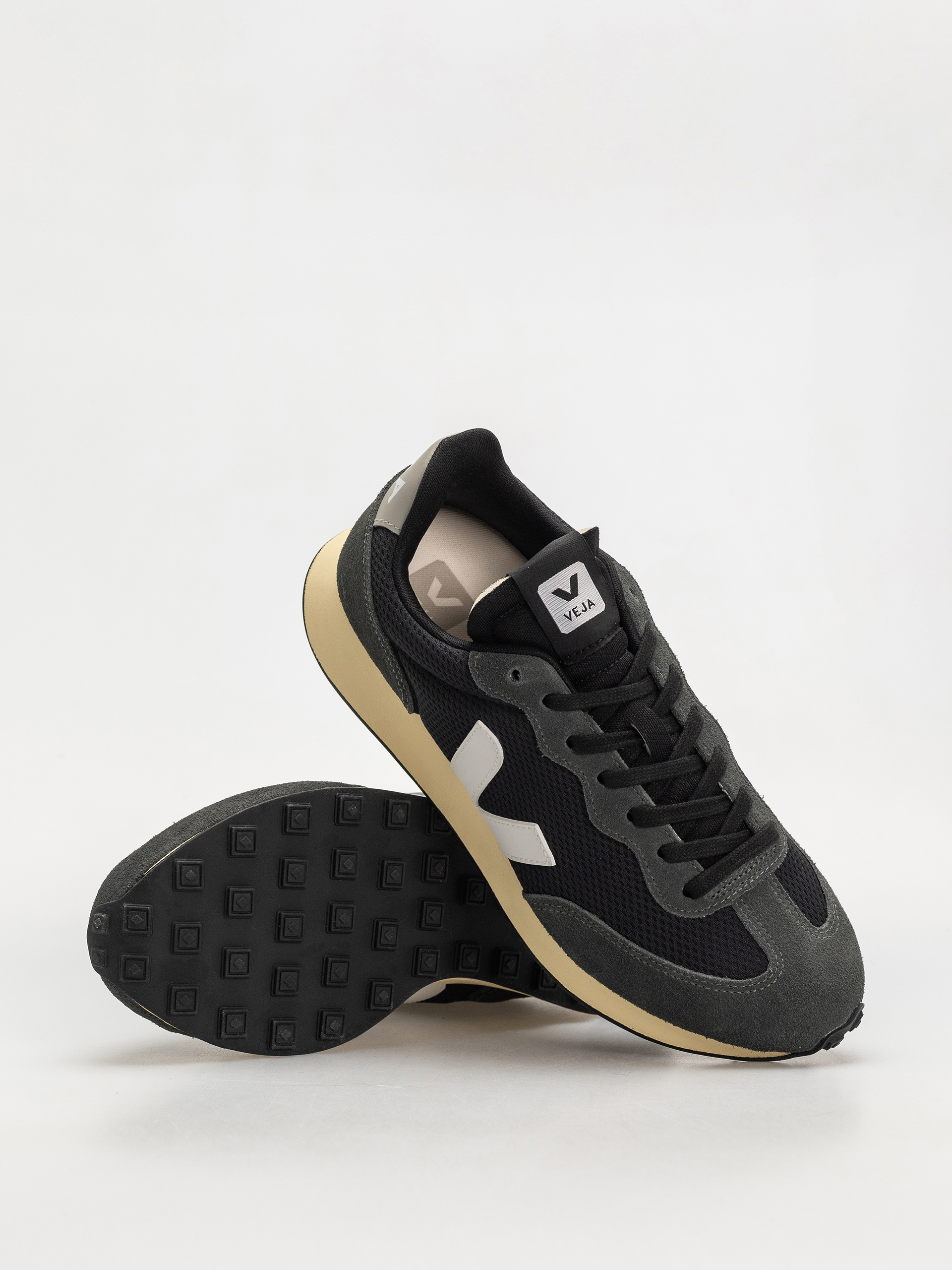 Cipők Veja Rio Branco Ii (black white)