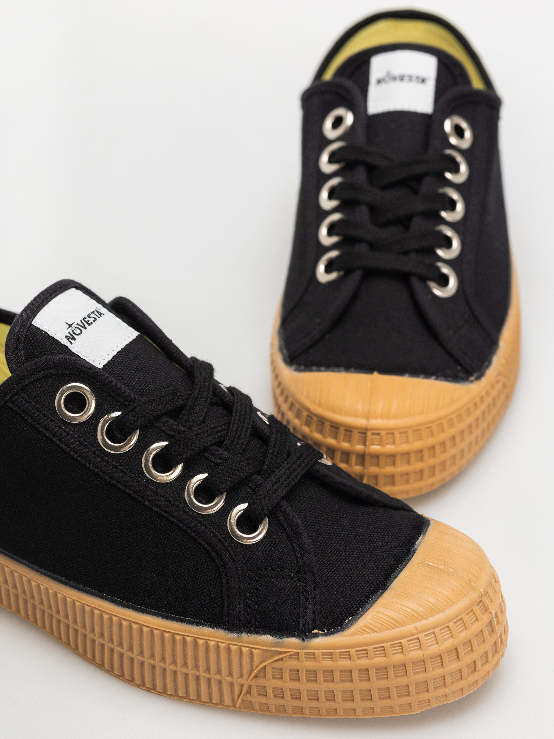 Novesta Star Master Tornacipők (60 black/003 transparent)