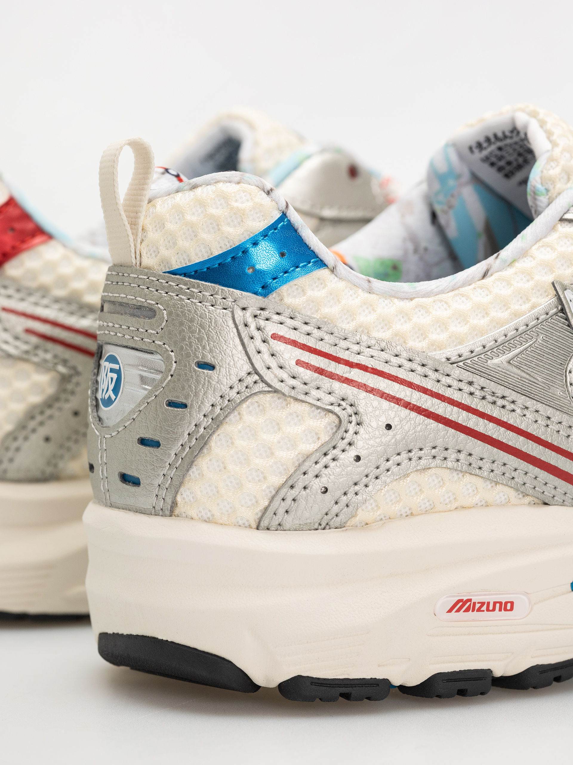 Mizuno MXR Cipők (pristine/high risk red/blue pace)