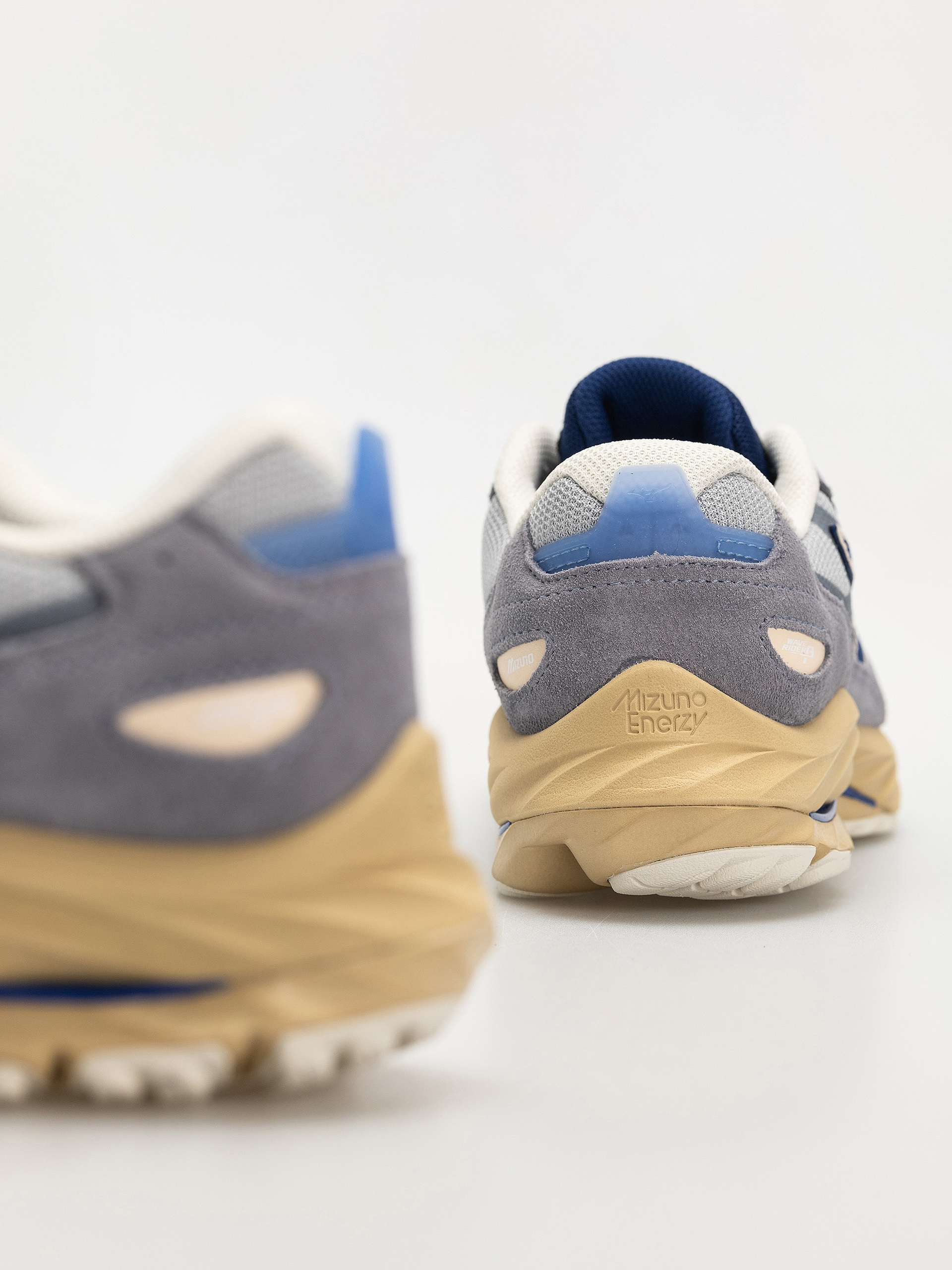 Mizuno Wave Rider Beta Cipők (tradewinds/india ink/harbor mist)