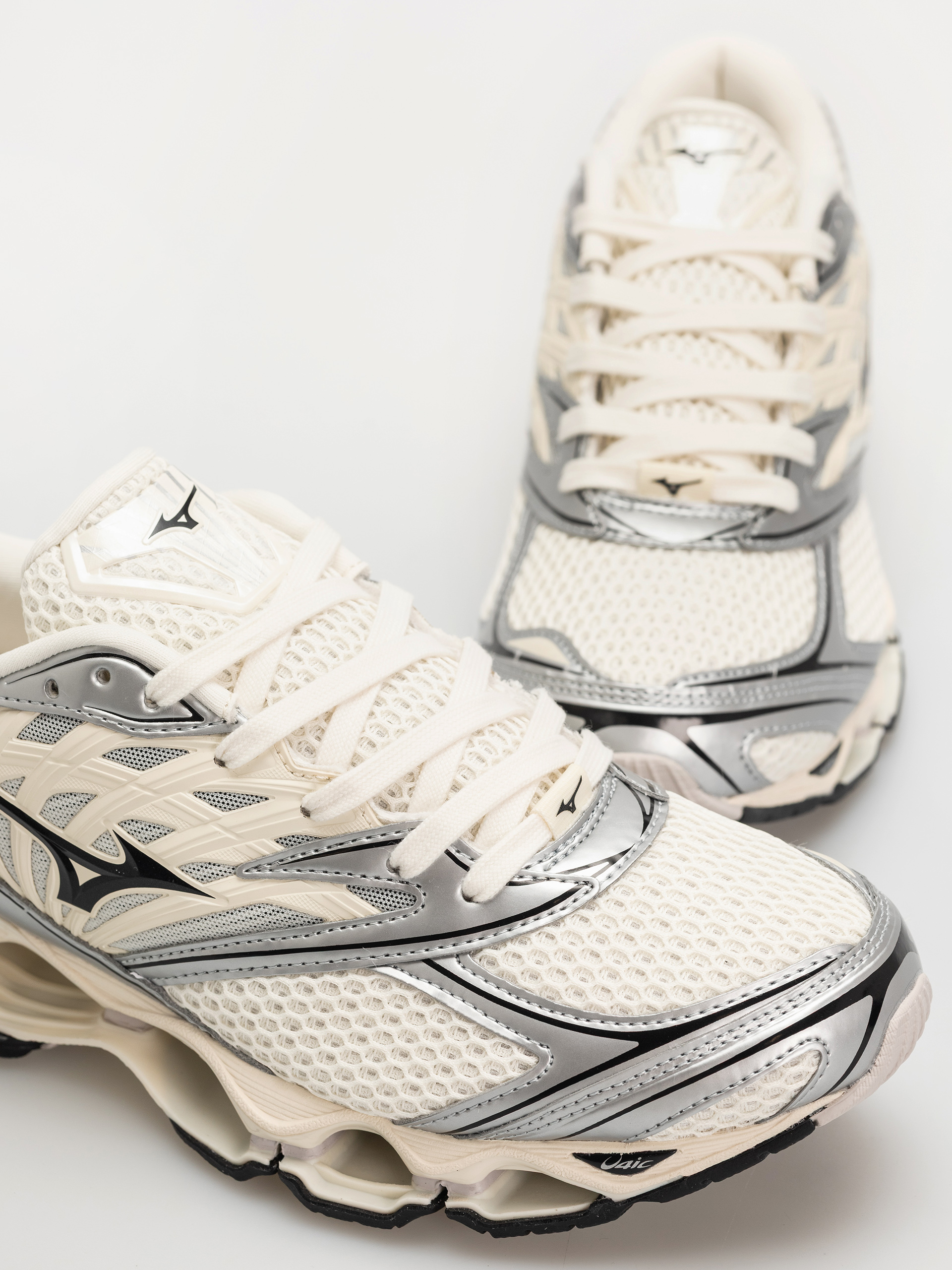 Mizuno Wave Prophecy LS Cipők (pristine/black/silver)