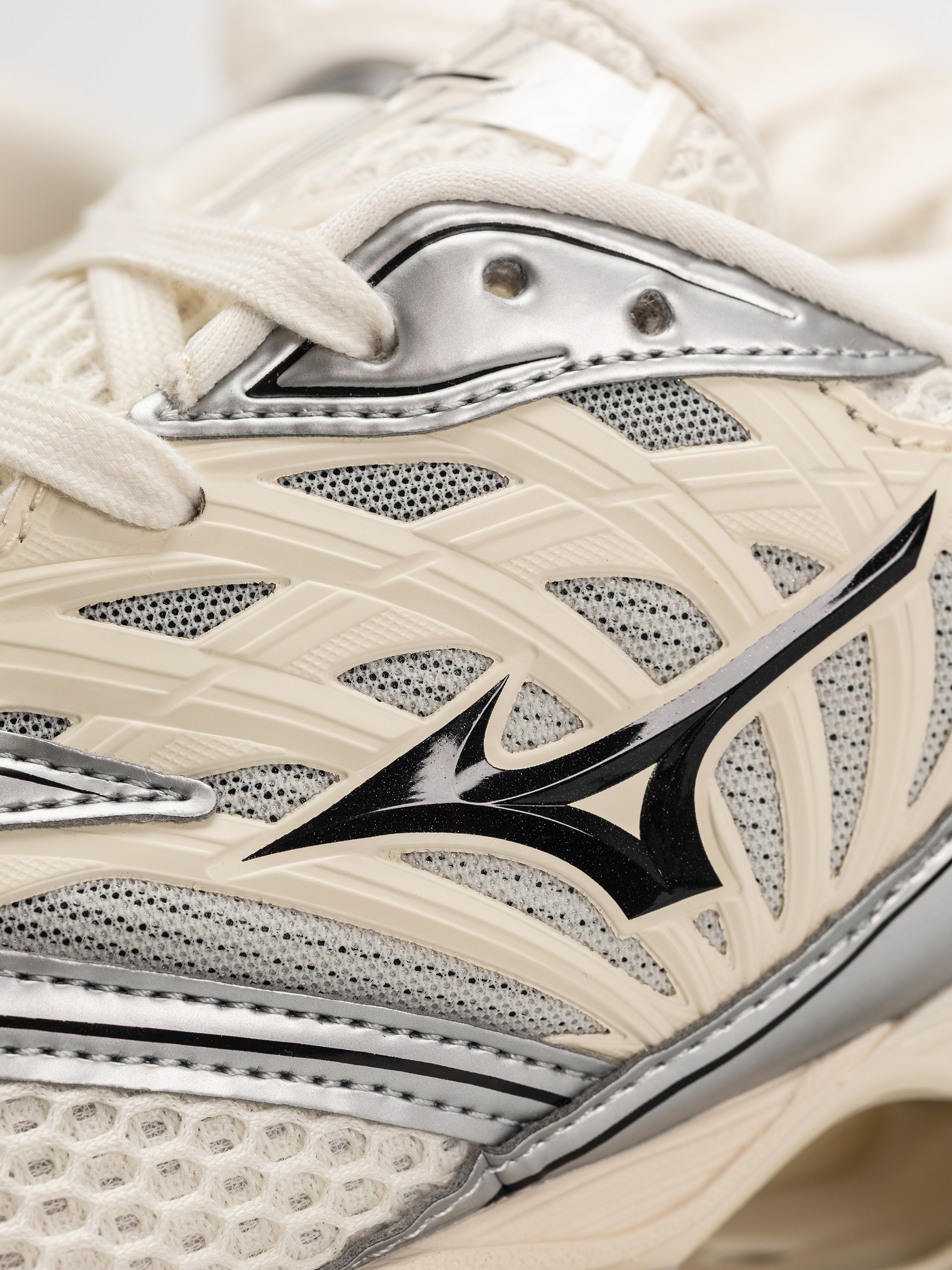Mizuno Wave Prophecy LS Cipők (pristine/black/silver)