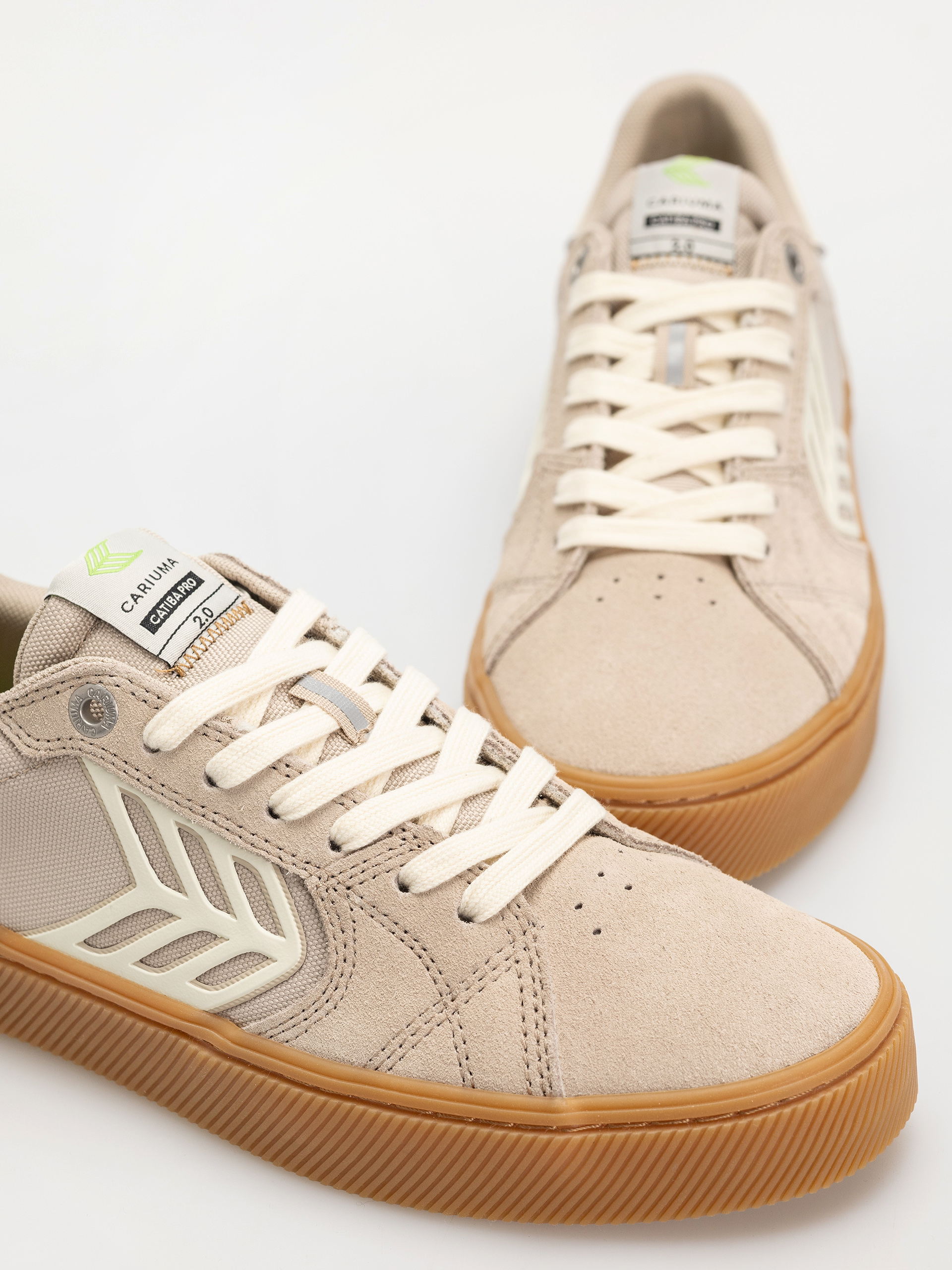 Cariuma Catiba Pro 2.0 Cipők (plaza taupe suede and cordura ivory logo)