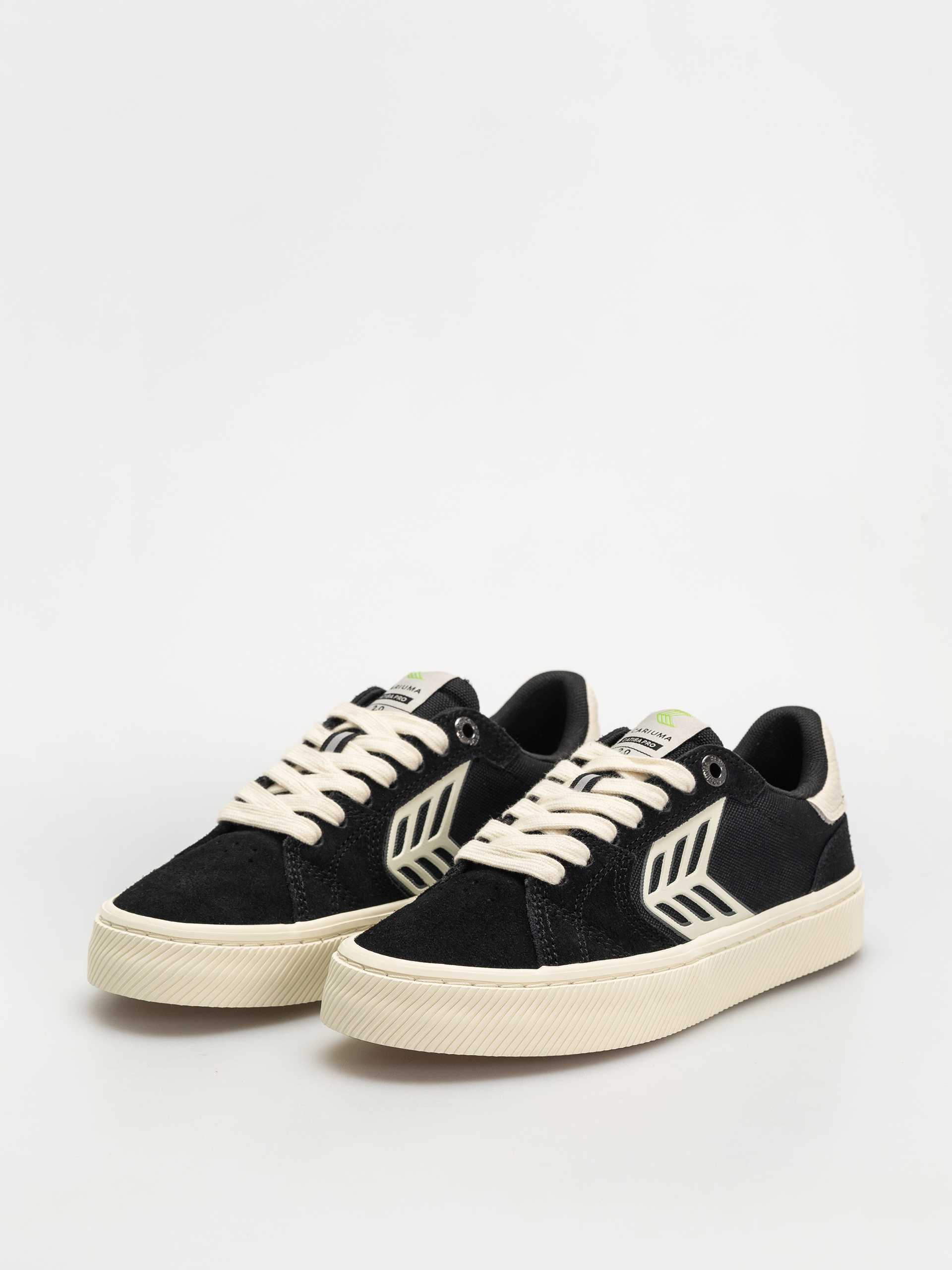 Cariuma Catiba Pro 2.0 Cipők Wmn (black suede and cordura ivory logo)