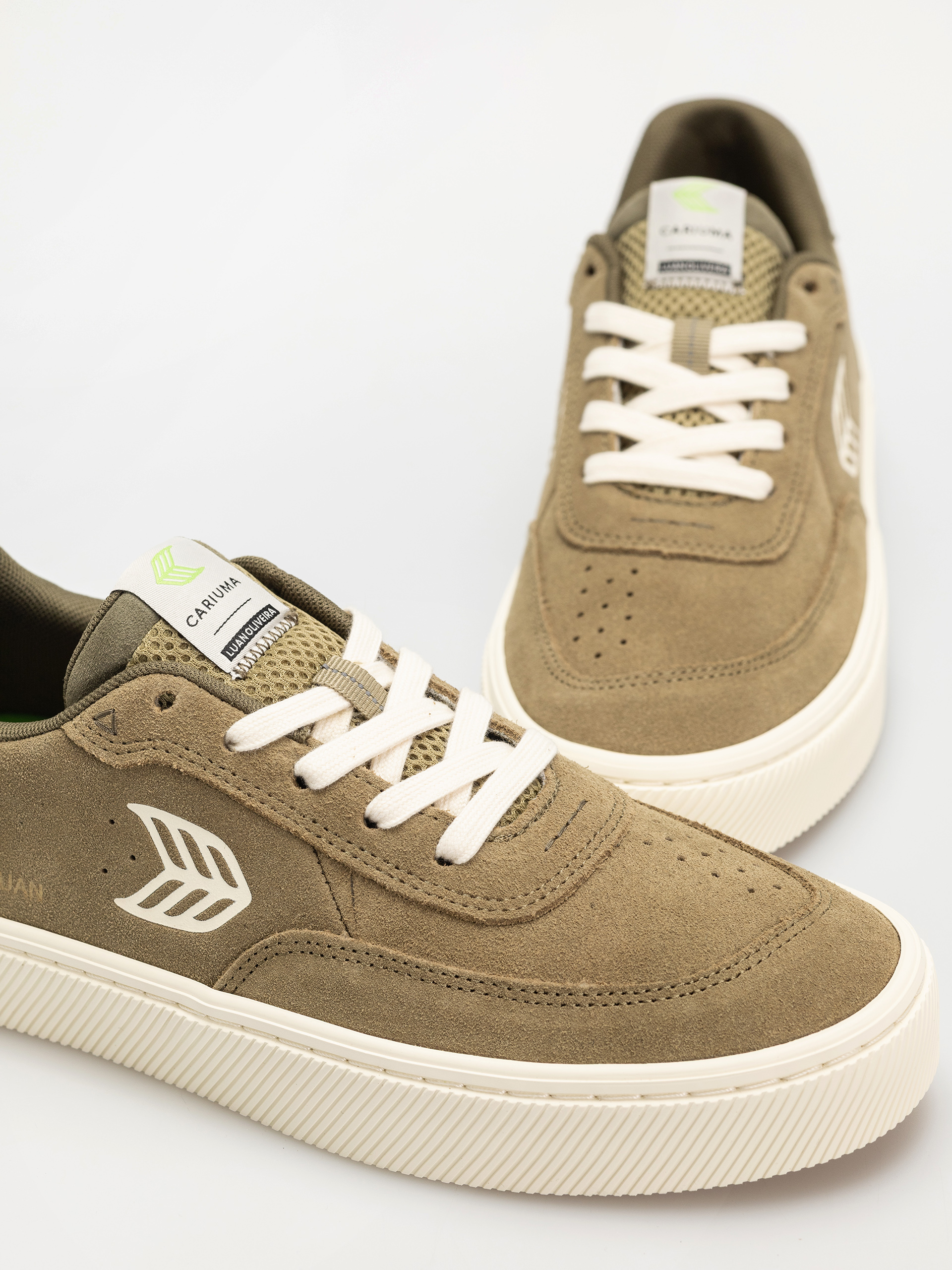Cariuma Luan Pro Cipők (olive green suede ivory logo burnt olive)