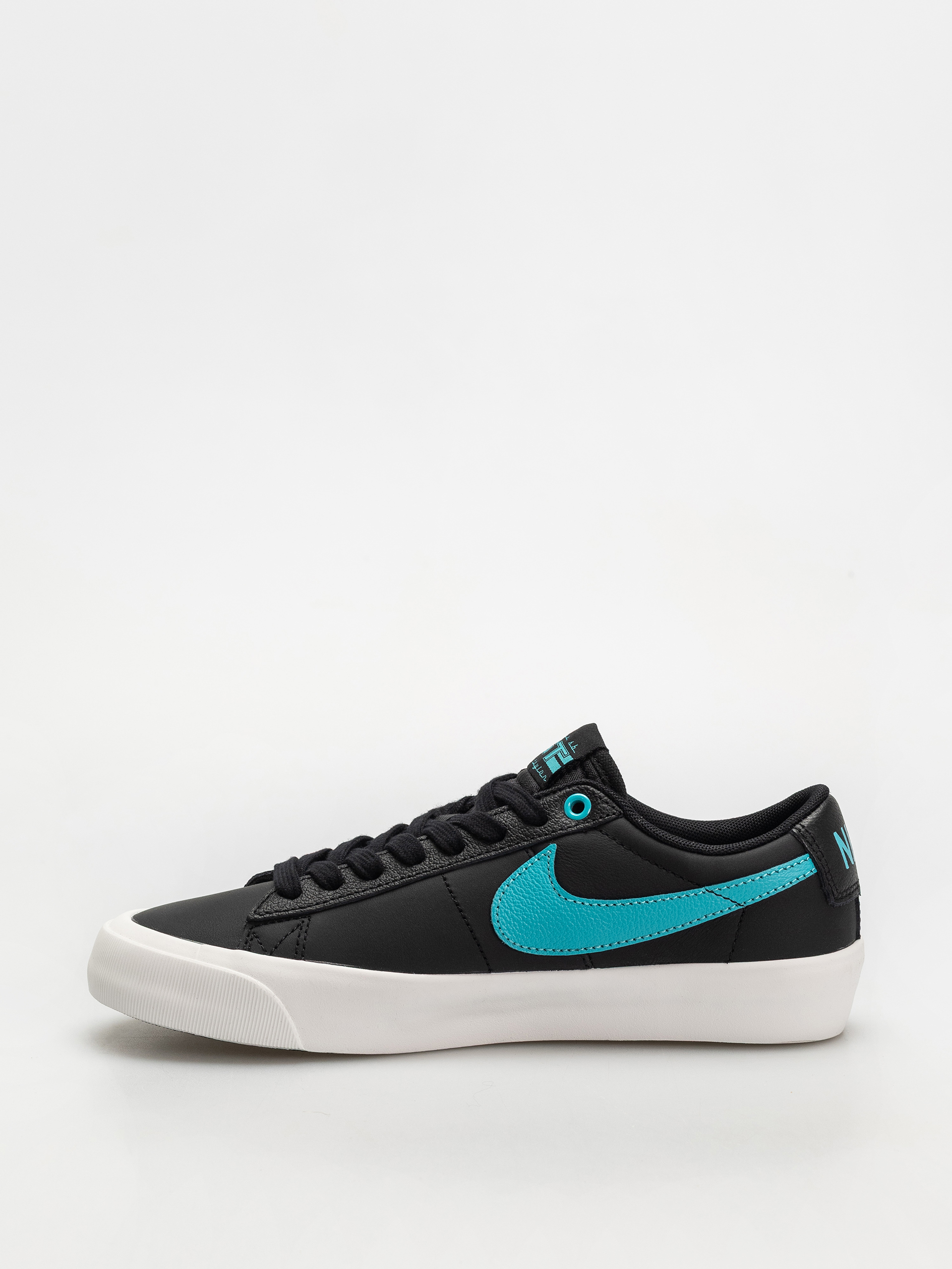 Nike SB Blazer Low Pro Gt Cipők (black/dusty cactus black summit white)