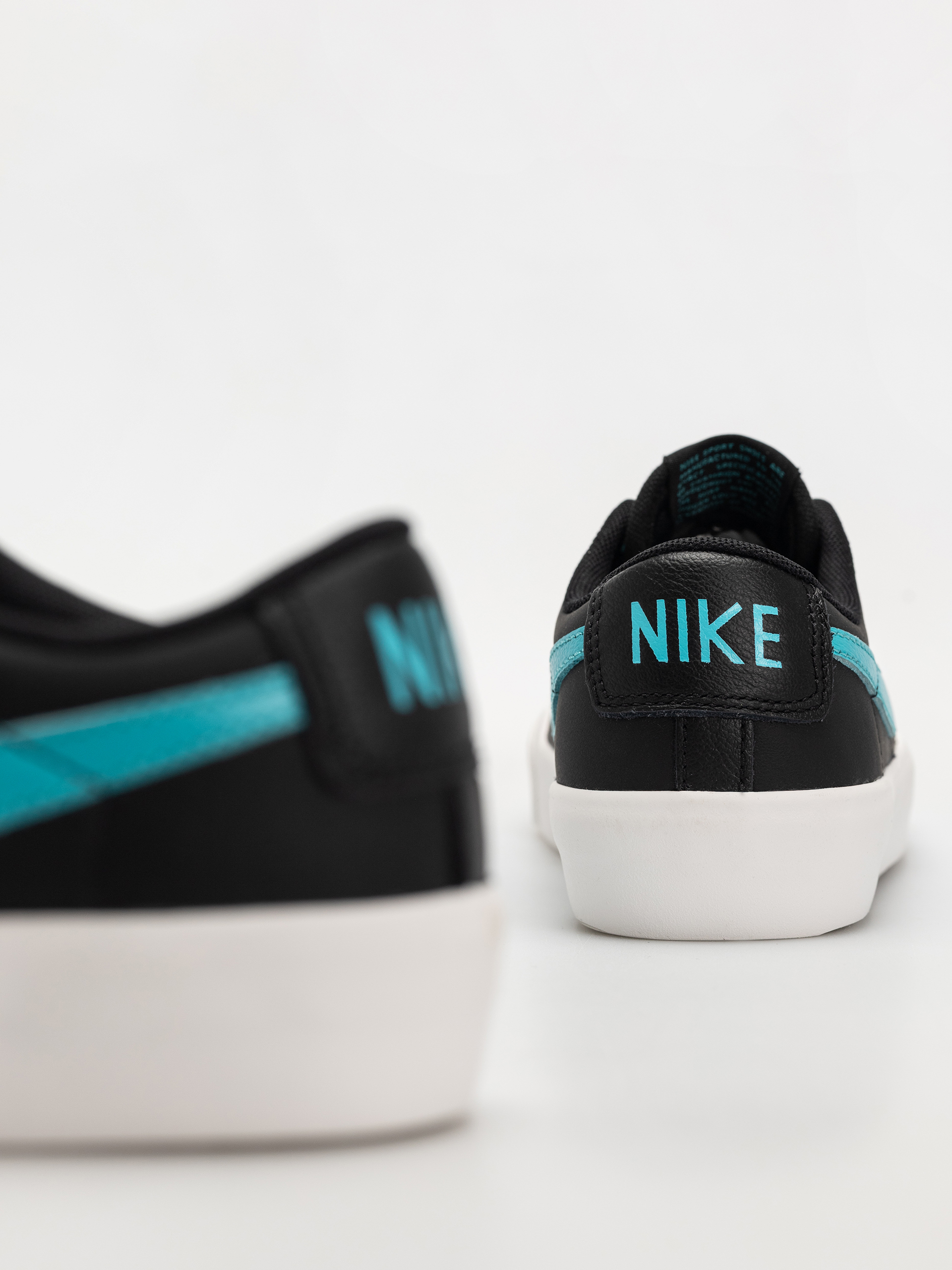 Nike SB Blazer Low Pro Gt Cipők (black/dusty cactus black summit white)