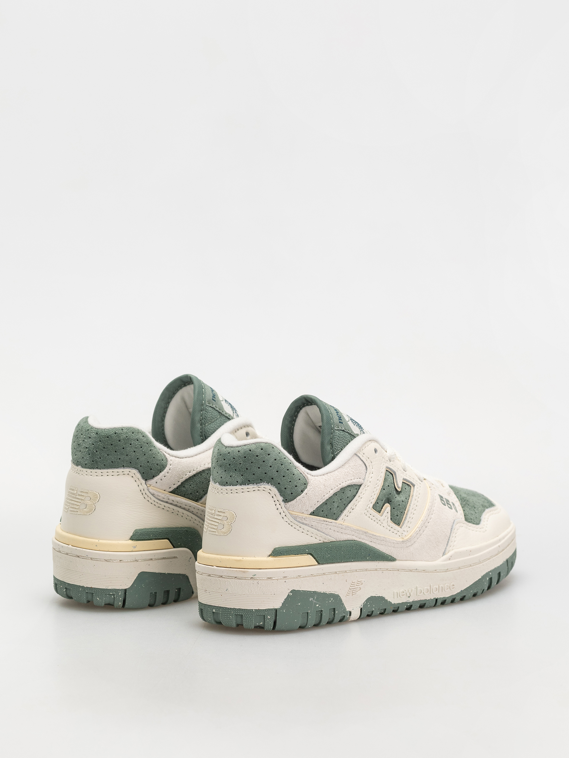 New Balance 550 Wmn Cipők (sea salt)
