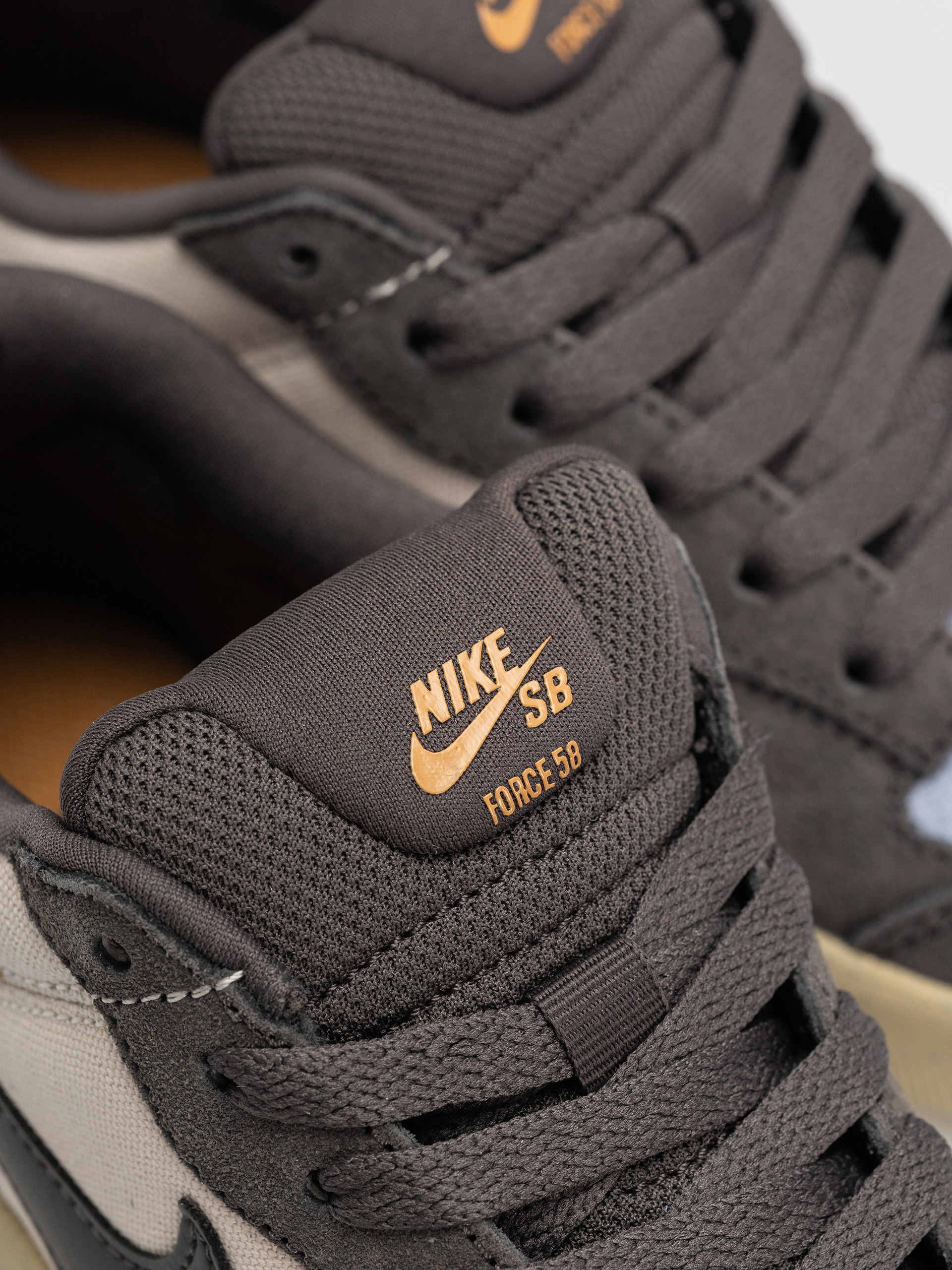 Nike SB Force 58 Cipők (lt orewood brn/medium ash psychic blue)