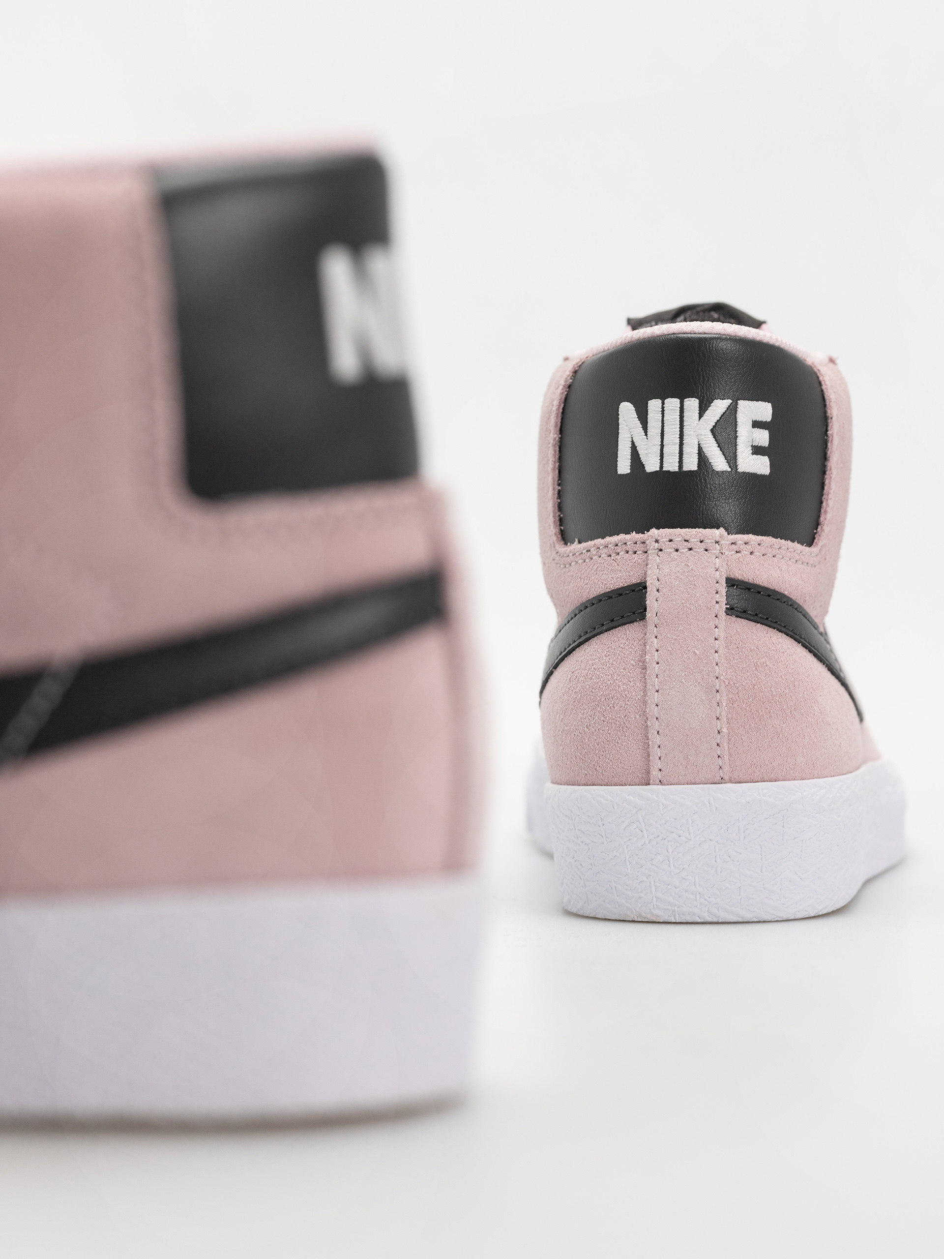 Nike SB Zoom Blazer Mid Cipők (pink foam/anthracite white gum yellow)