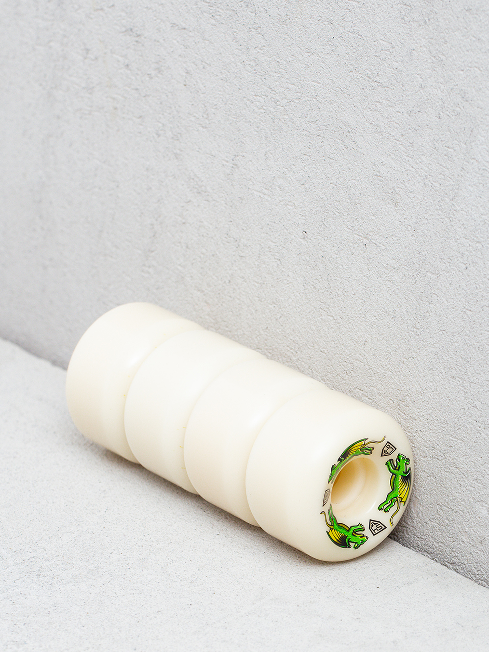 Powell Peralta WL PP Dragon Formula Nano Rat V6 97A Gördeszka kerék (off white)