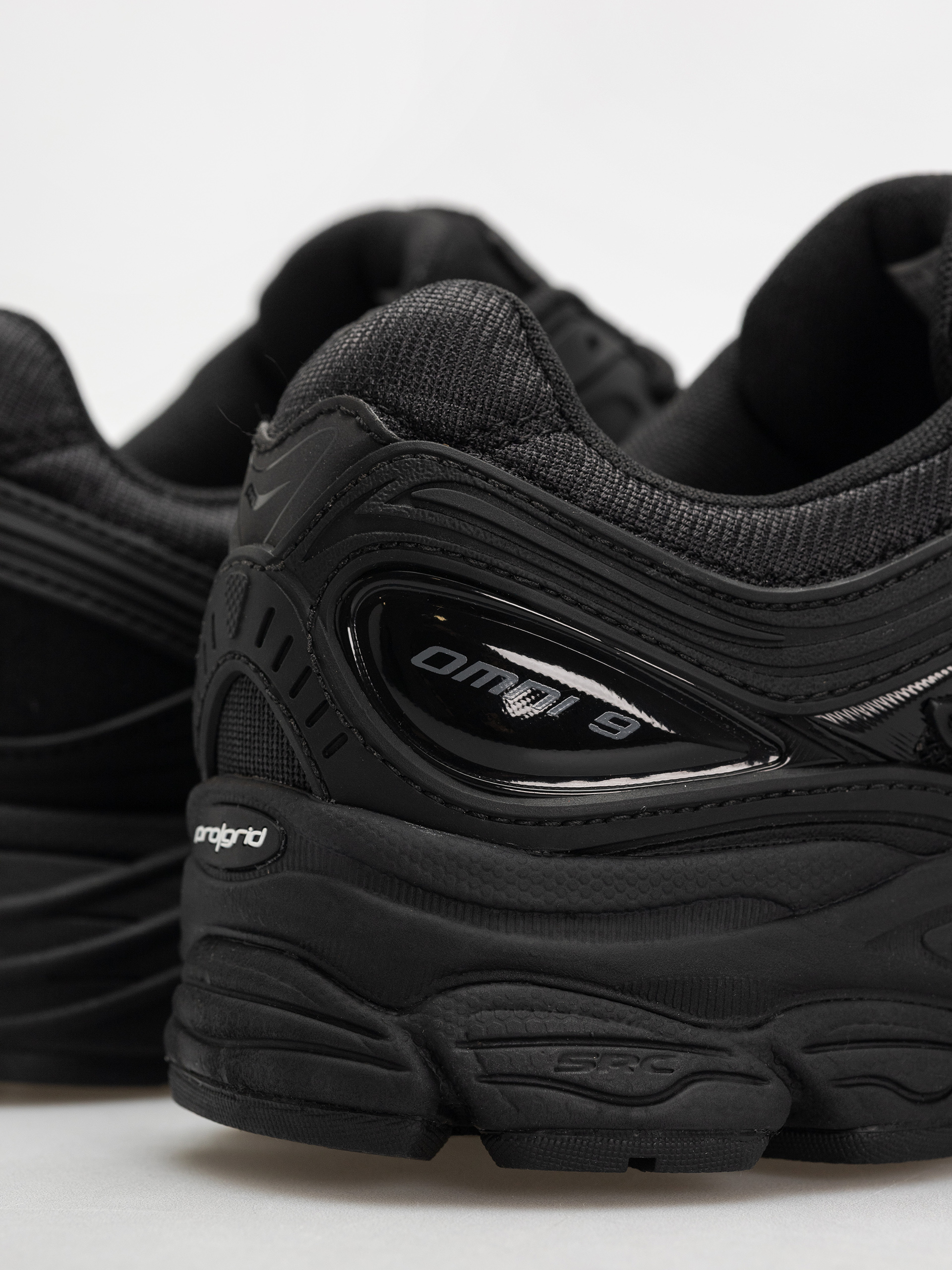 Cipők Saucony Progrid Omni 9 (black)