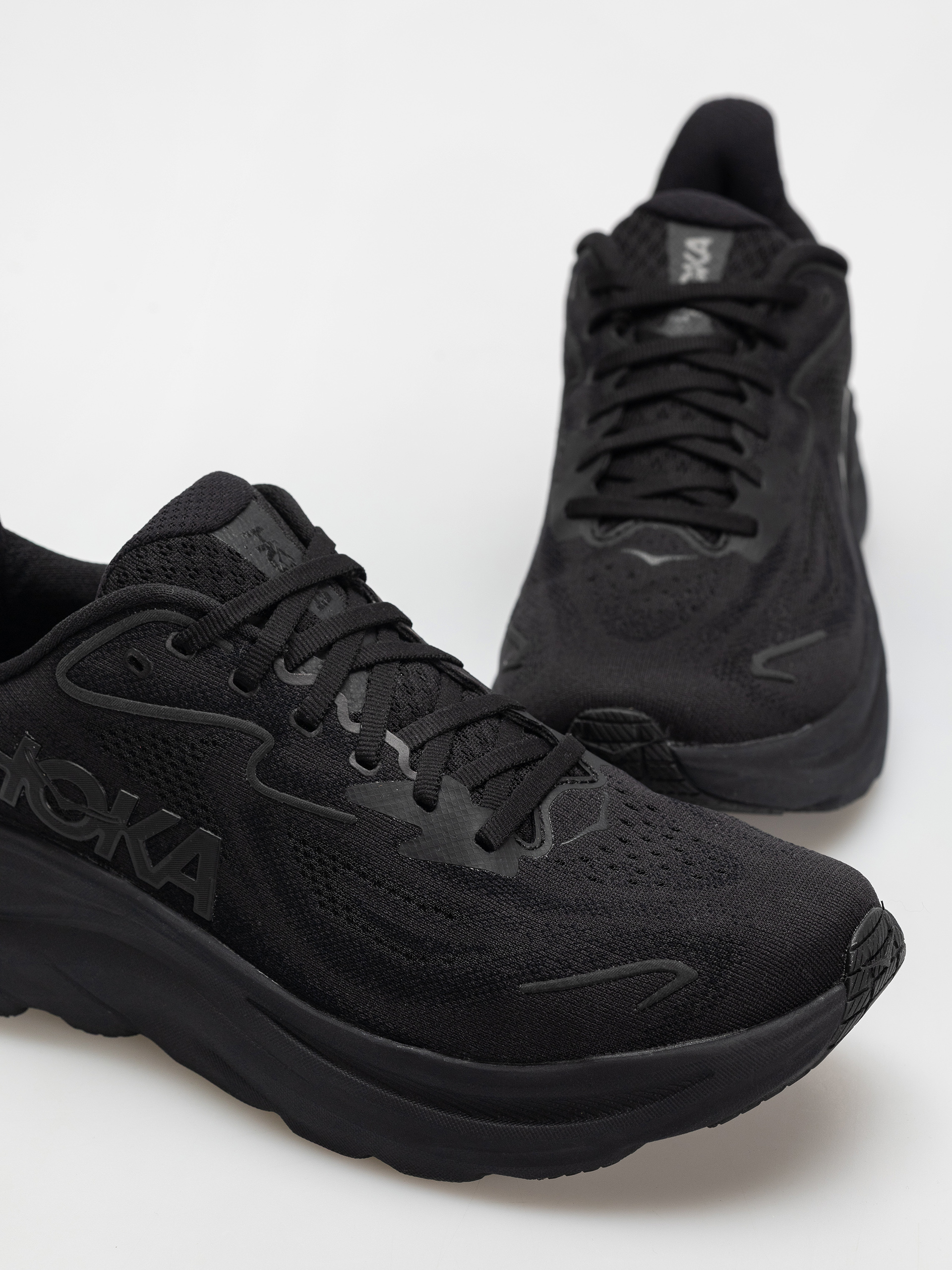 Hoka Clifton 10 Cipők (black/black)