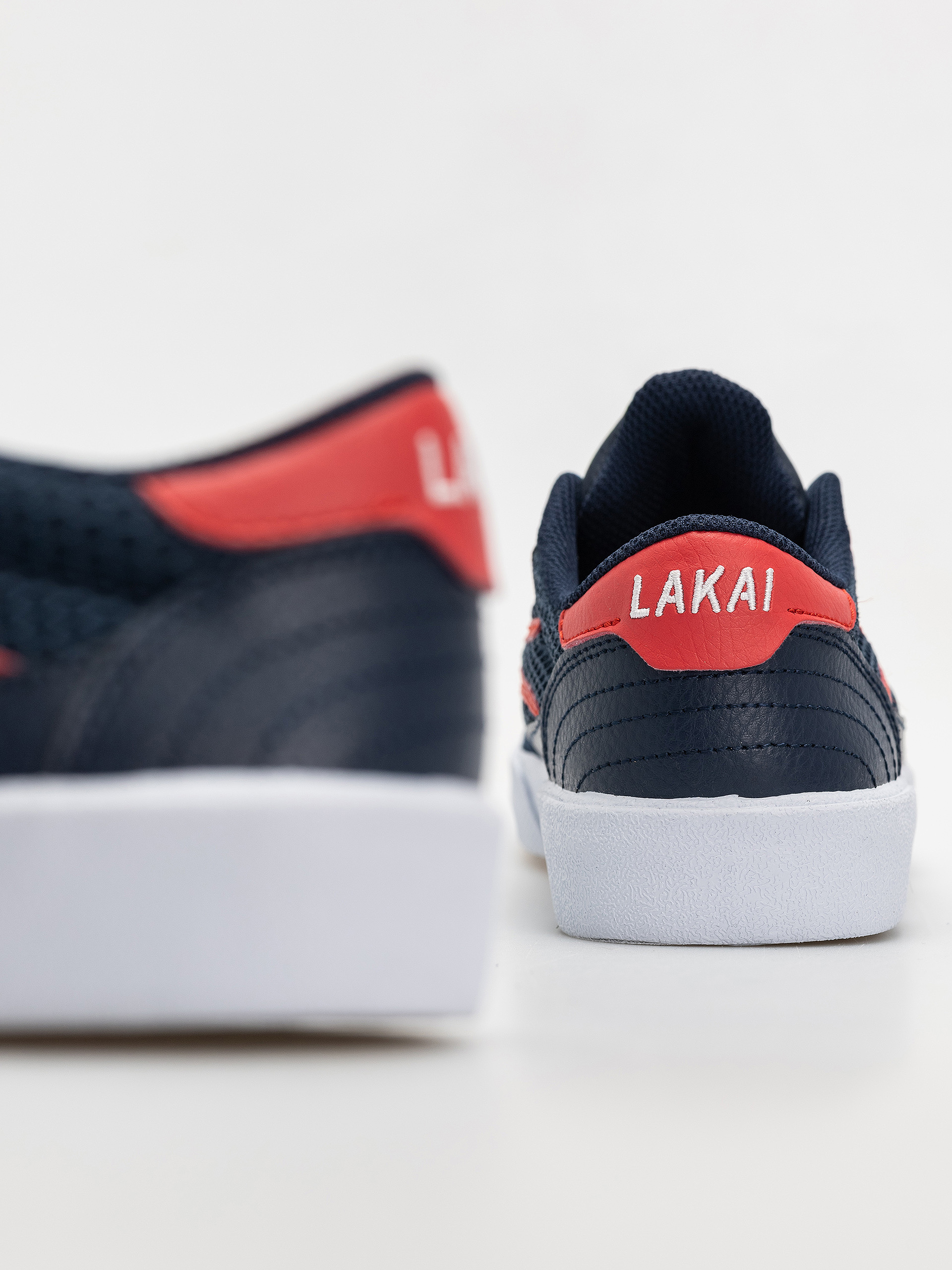 Lakai Cambridge Cipők (navy//red/suede)