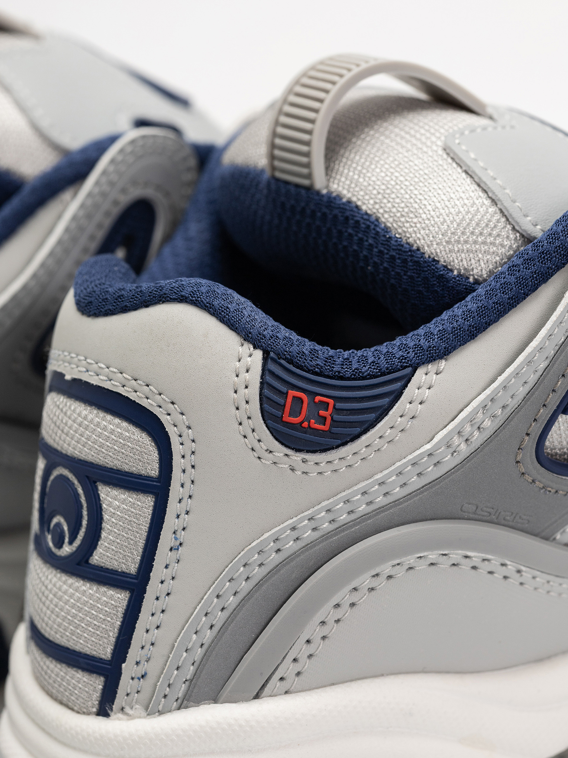 Osiris D3 2001 Cipők (grey/navy/white)